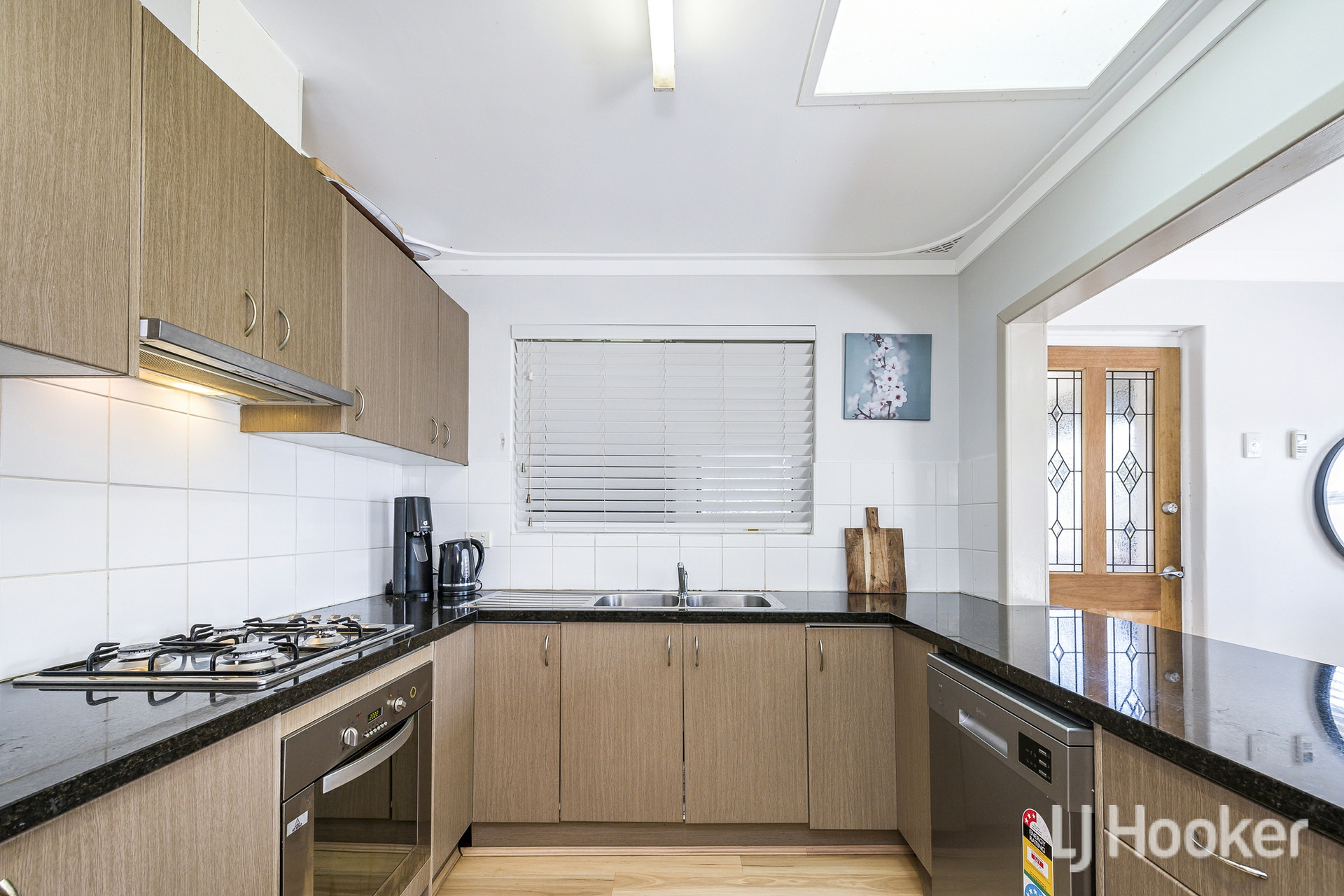 17 Bamlett Street — photo 8 of 28