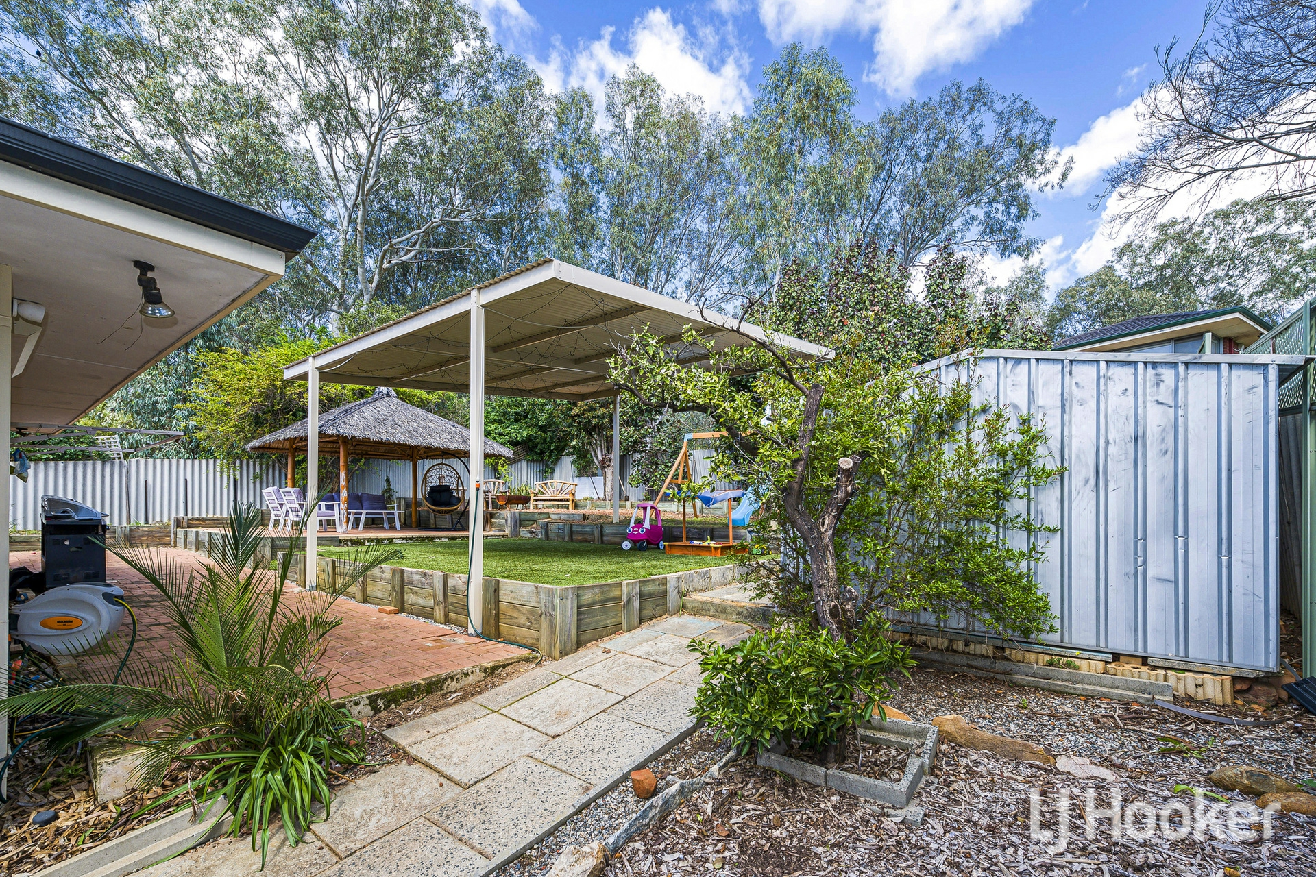 17 Bamlett Street — photo 20 of 28