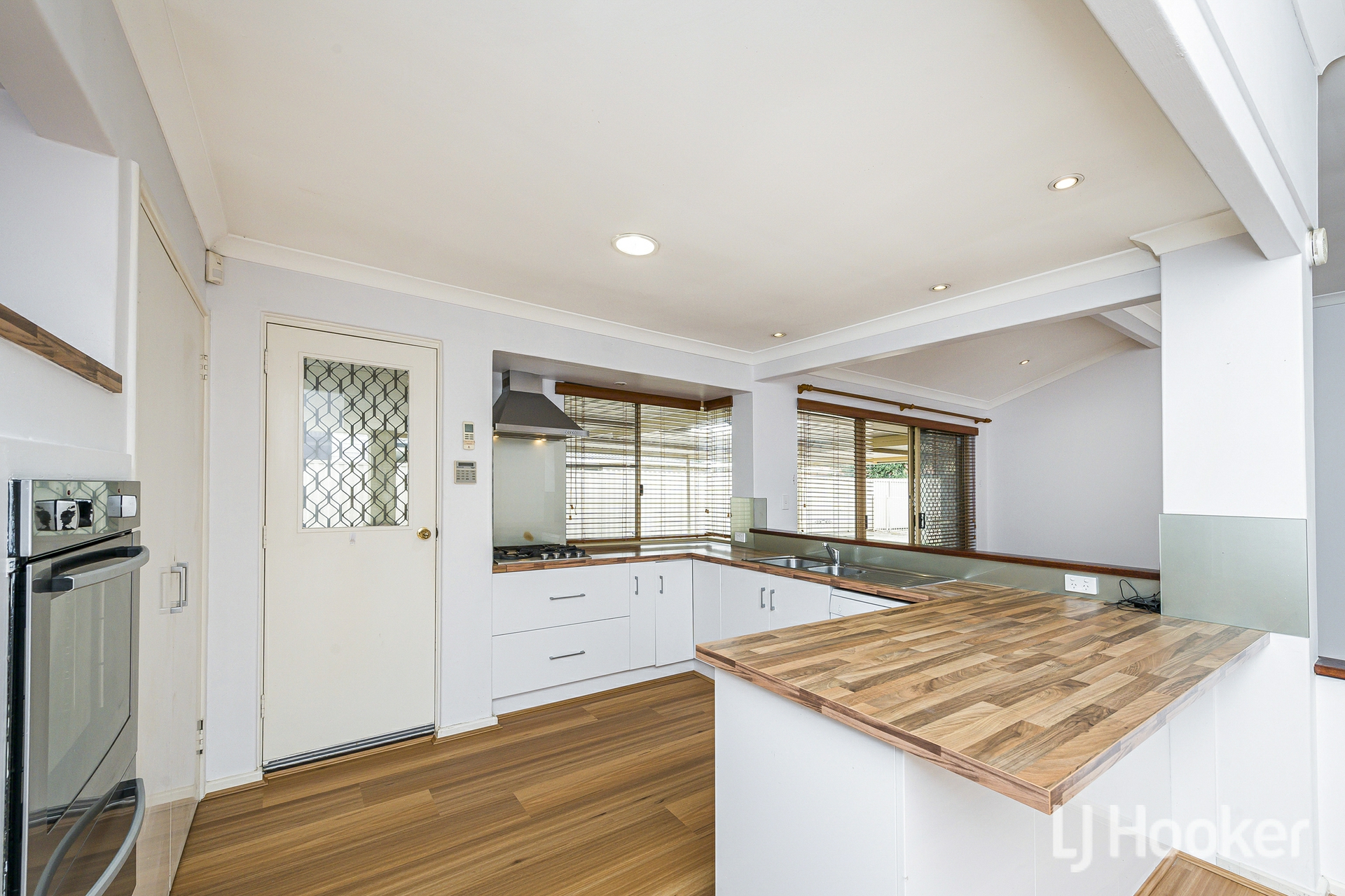3 Rossell Place — photo 10 of 29