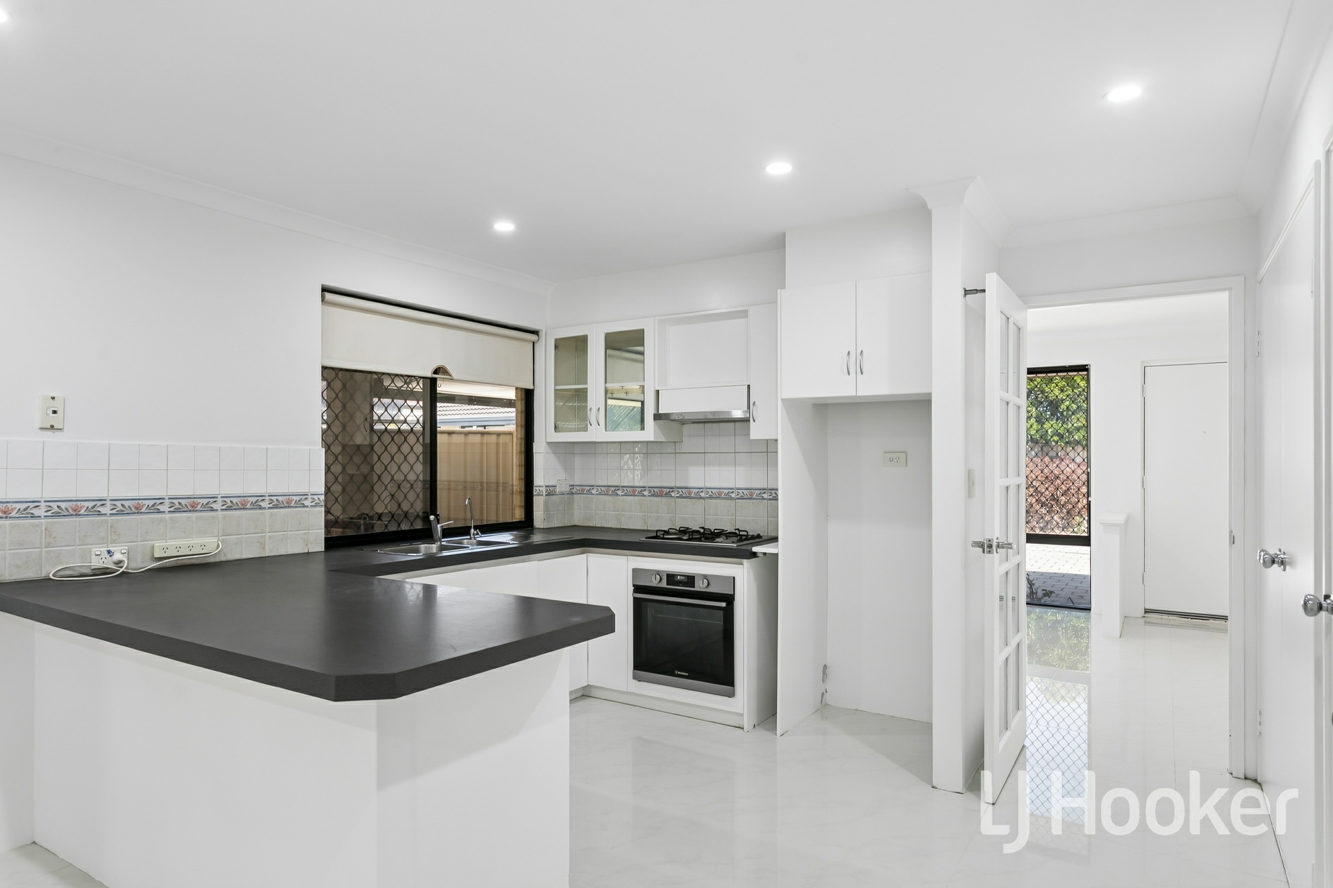 22A Leach Avenue — photo 3 of 20