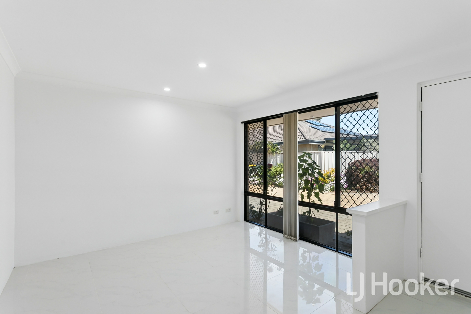 22A Leach Avenue — photo 4 of 20