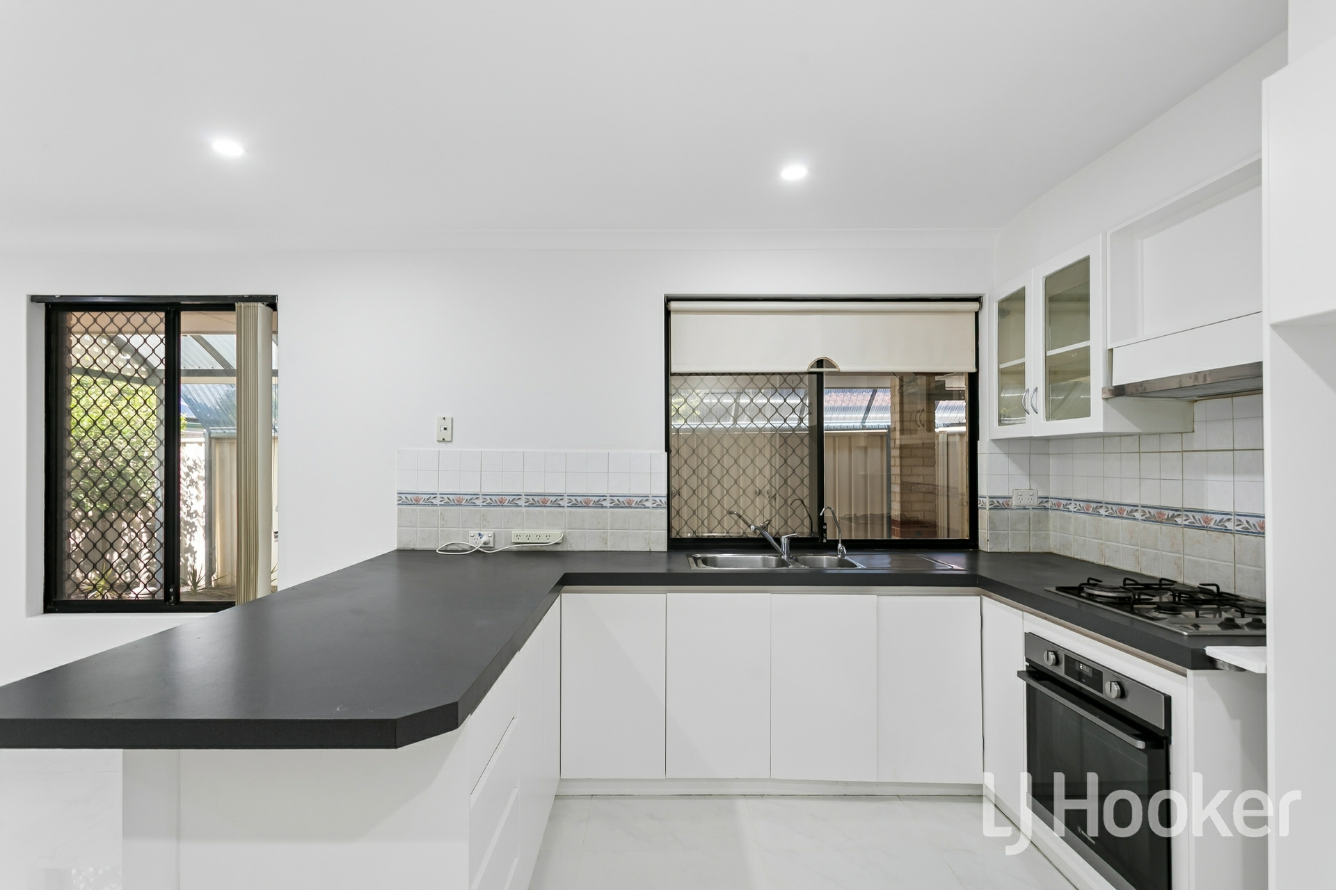 22A Leach Avenue — photo 6 of 20