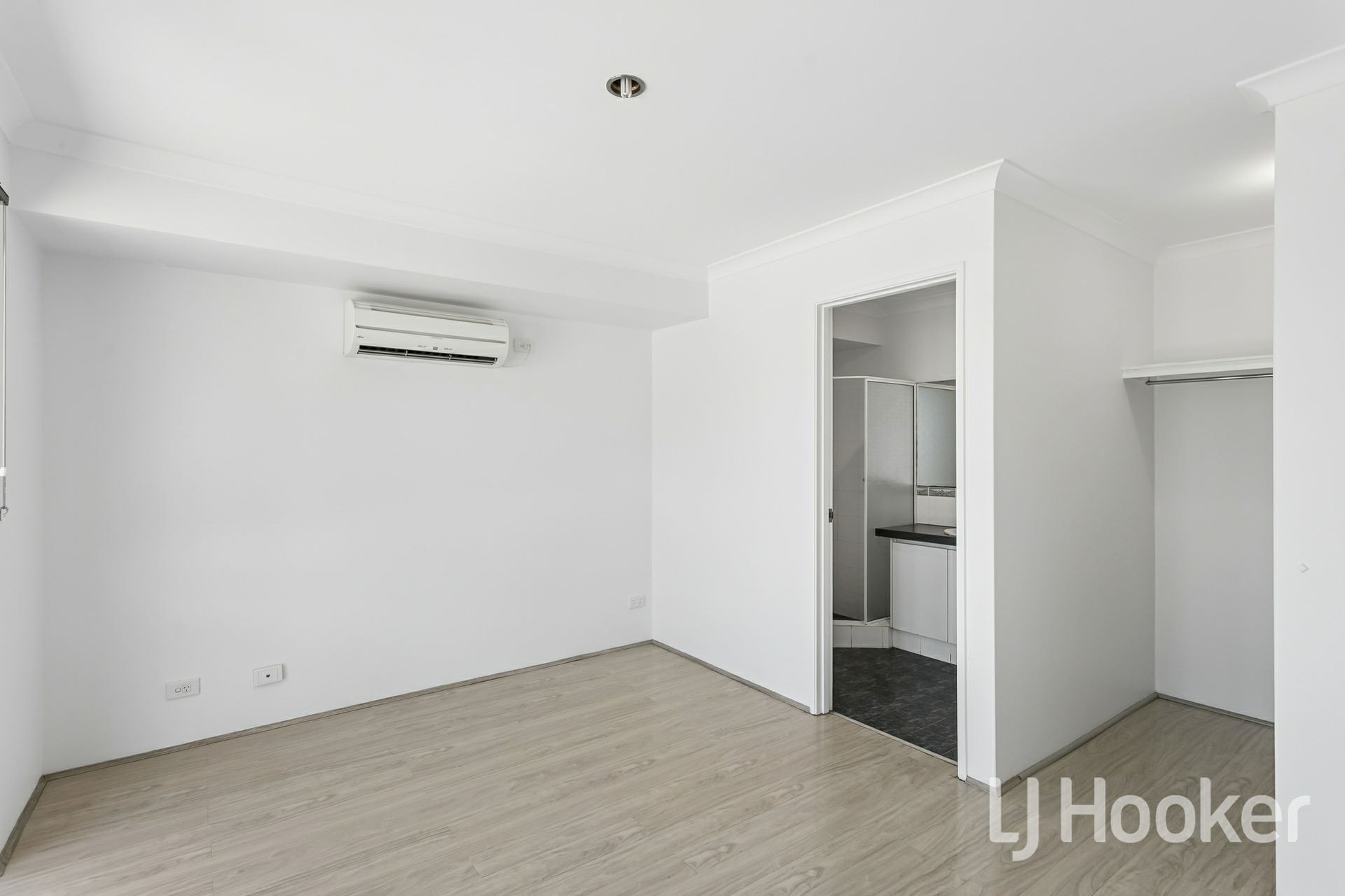 22A Leach Avenue — photo 10 of 20