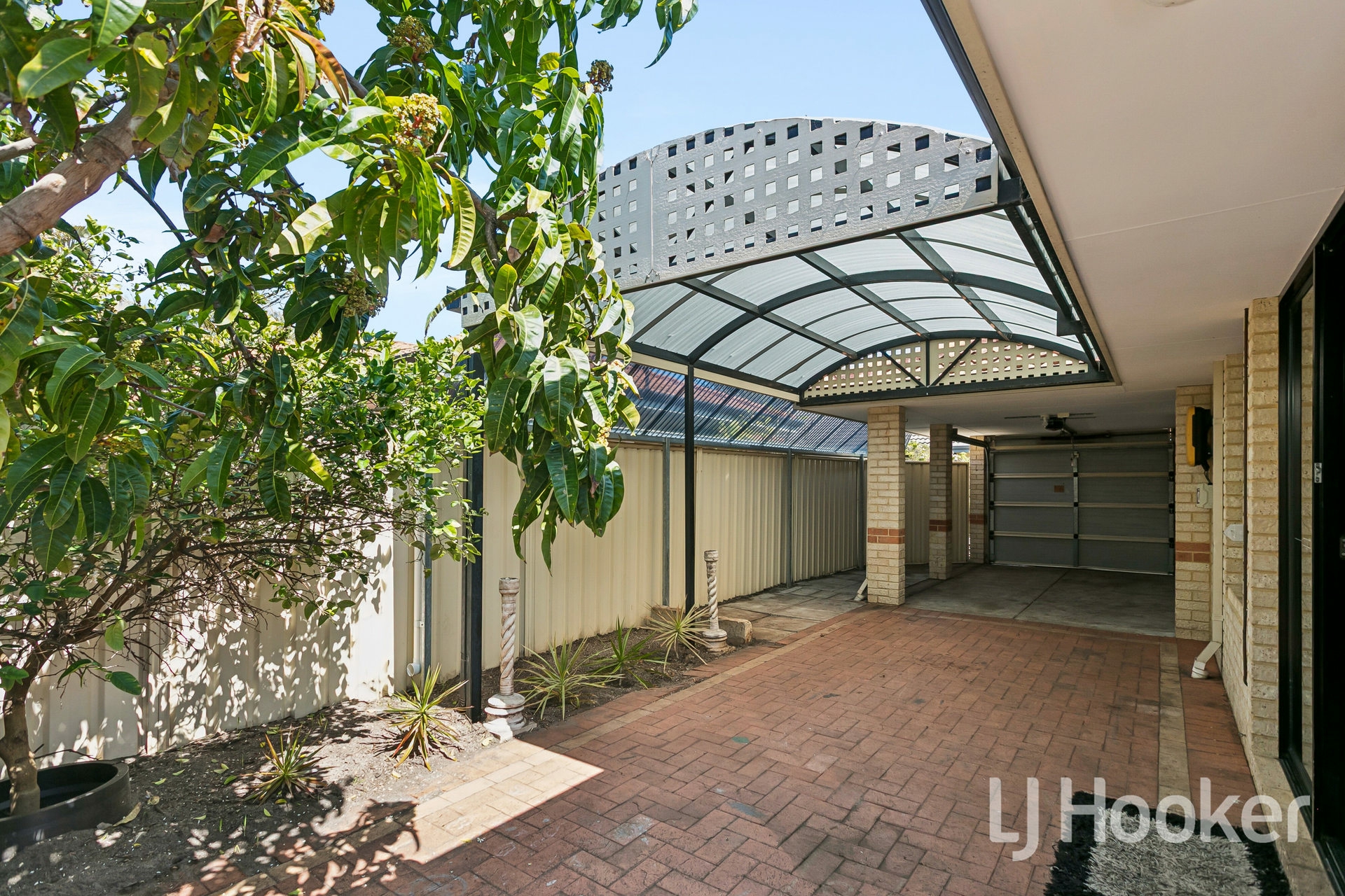 22A Leach Avenue — photo 17 of 20