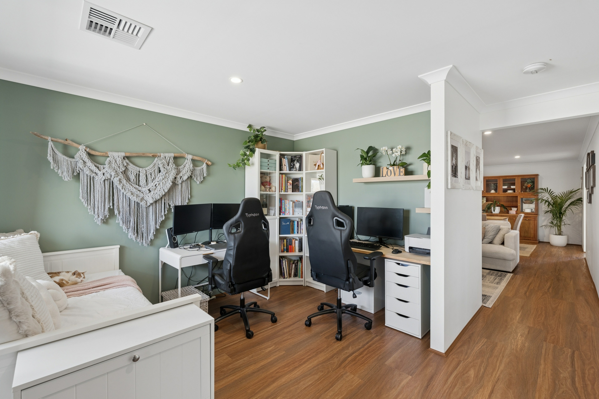 8 Nerang Road — photo 4 of 28