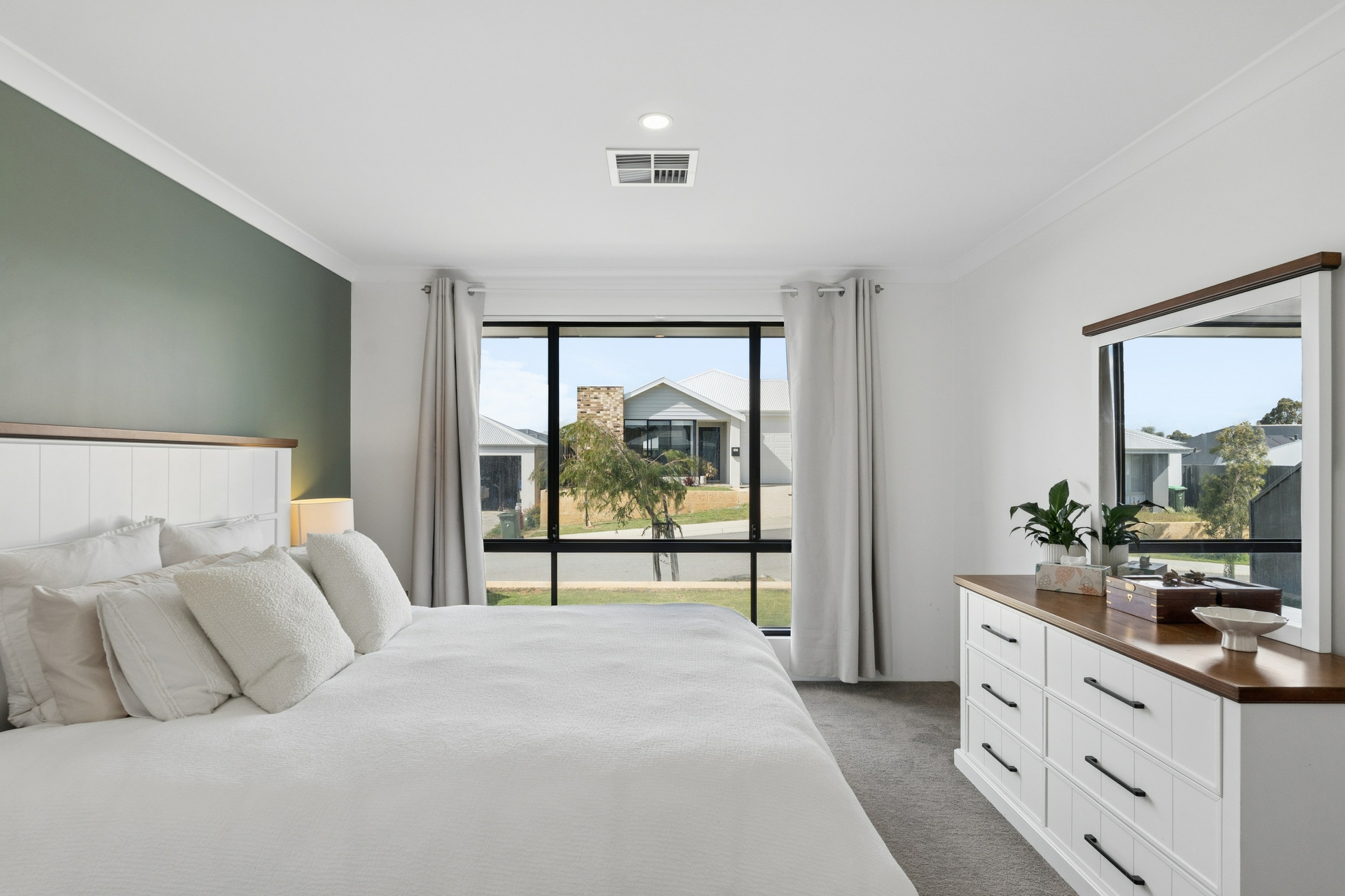 8 Nerang Road — photo 14 of 28