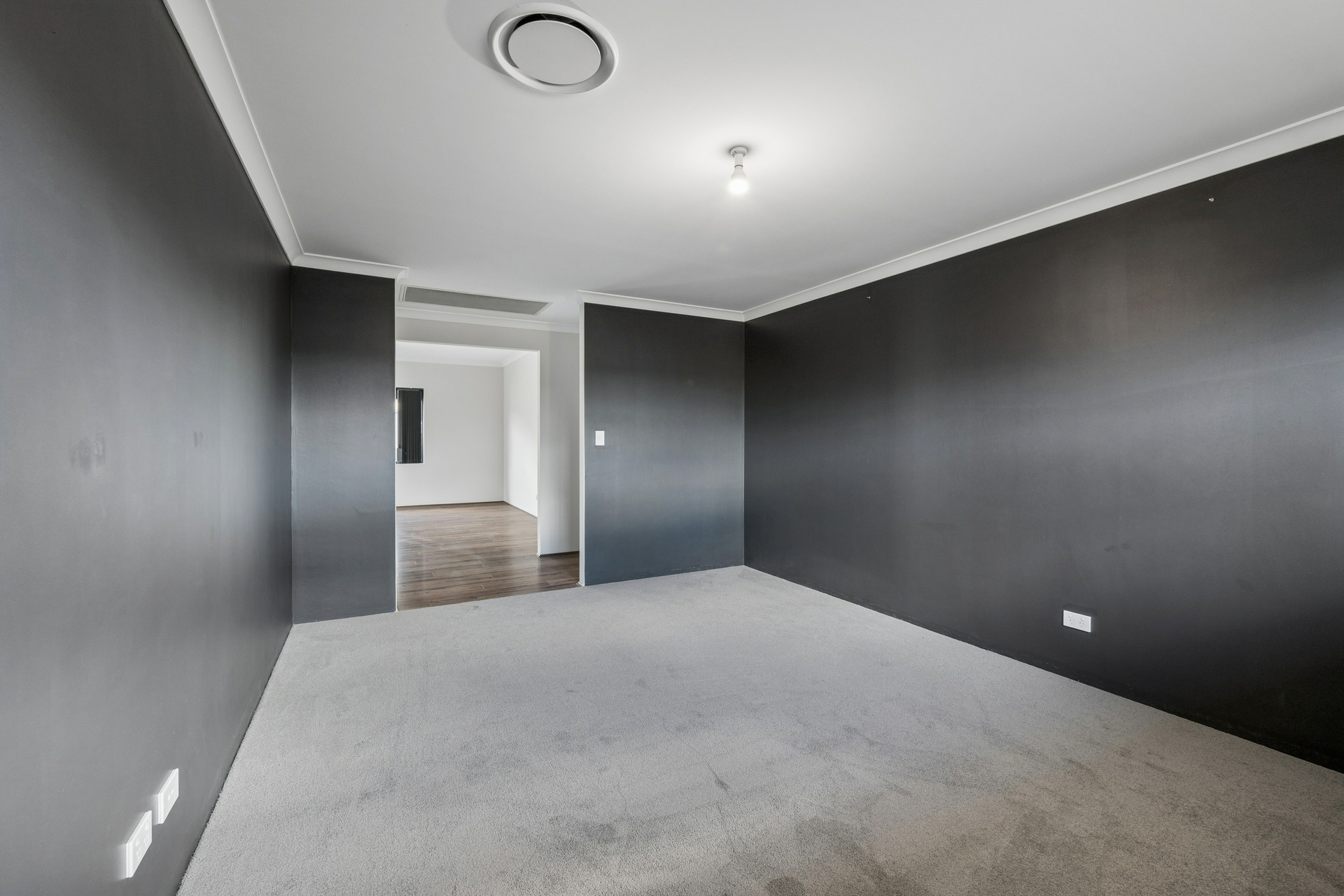 3 Hemiandra Street — photo 8 of 28