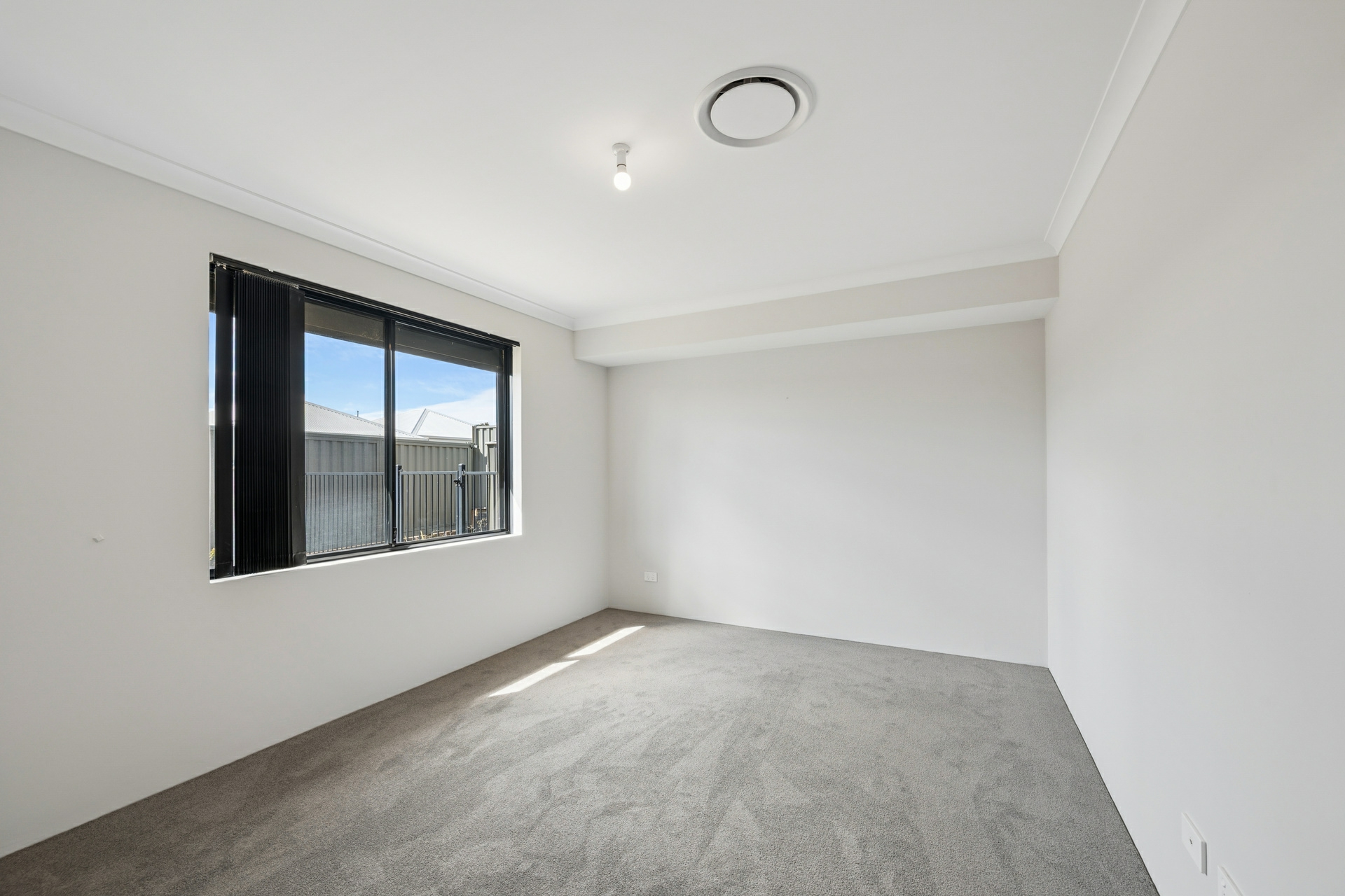 3 Hemiandra Street — photo 16 of 28
