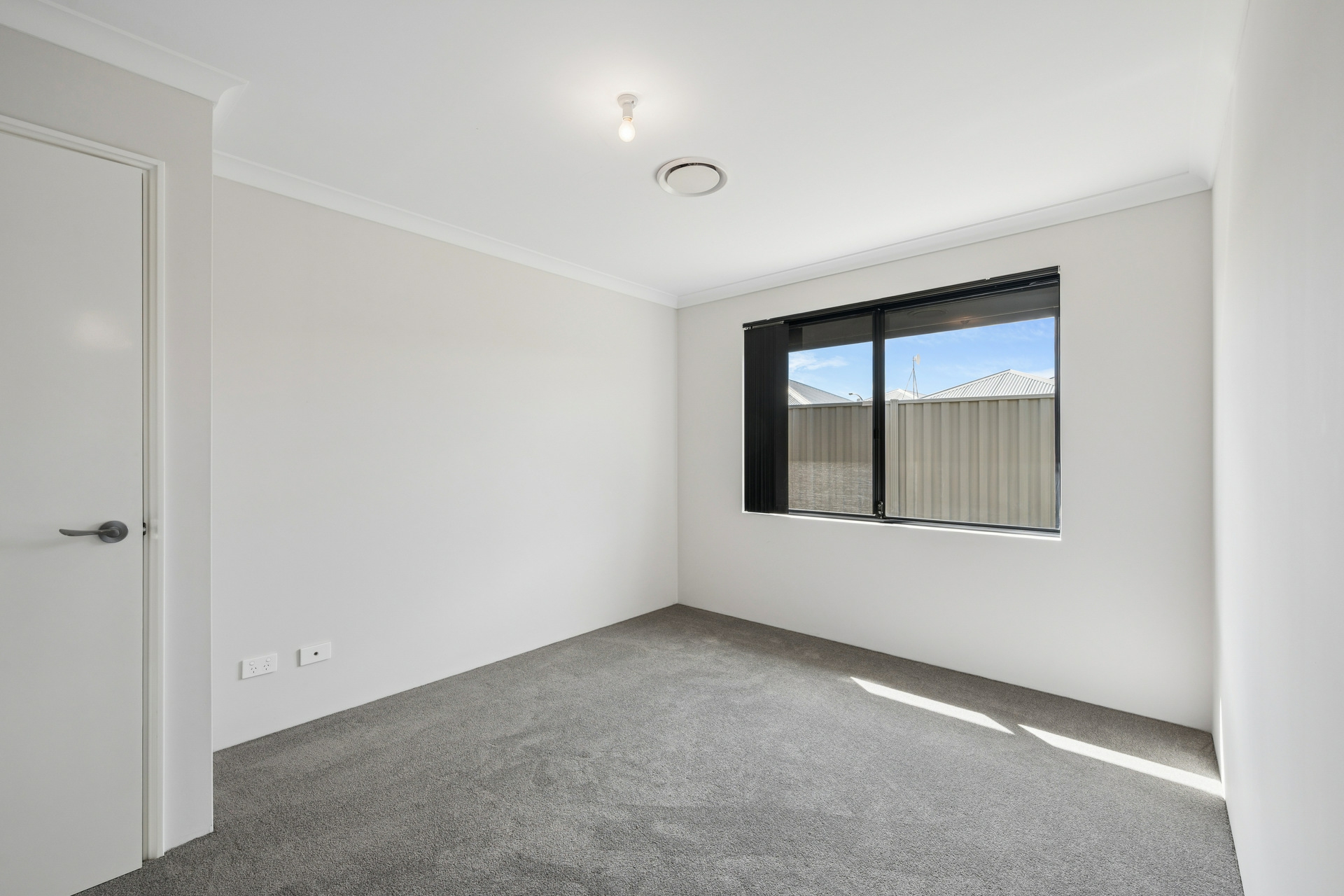 3 Hemiandra Street — photo 18 of 28