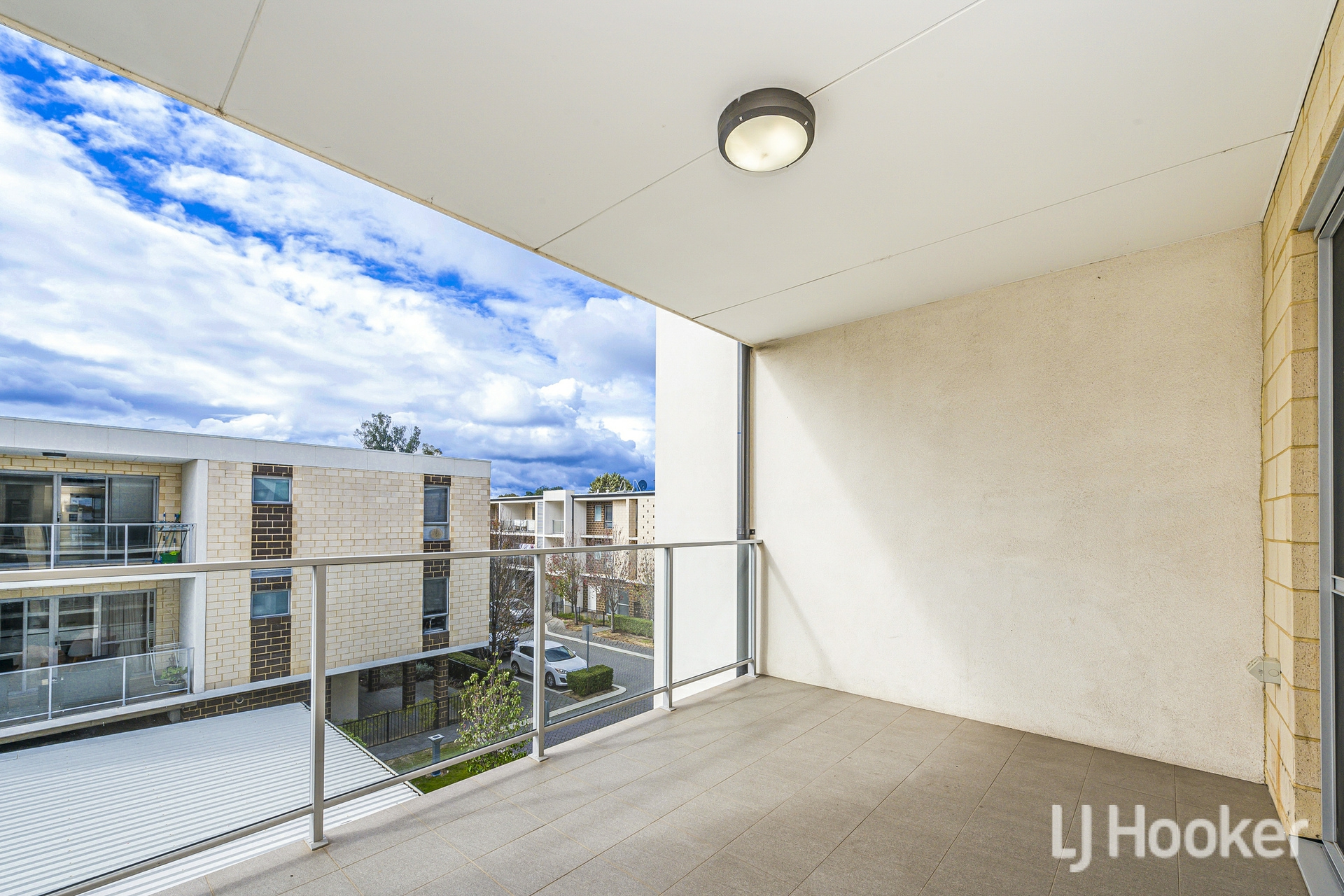 215/9 Central Terrace — photo 7 of 21