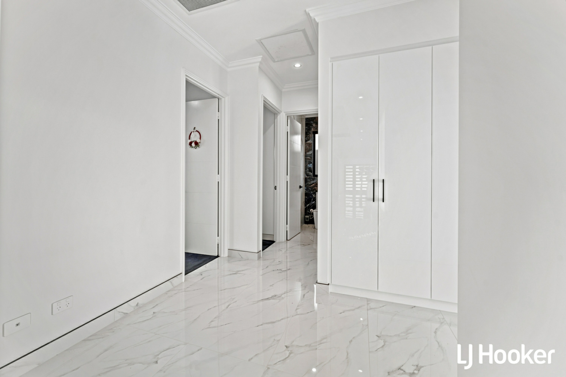 25 Norfolk Drive — photo 19 of 28