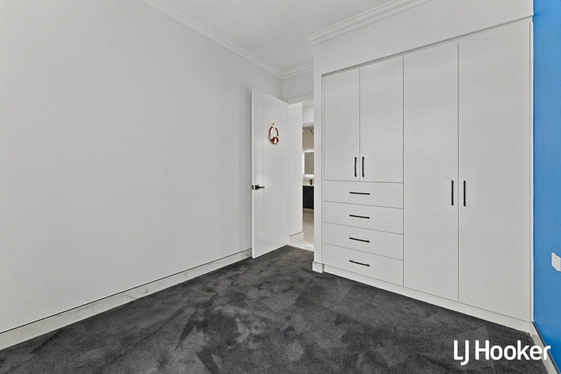 25 Norfolk Drive — photo 26 of 28