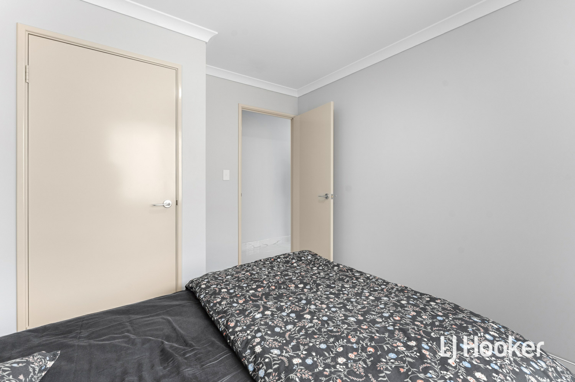 3 Upfield Street — photo 10 of 27