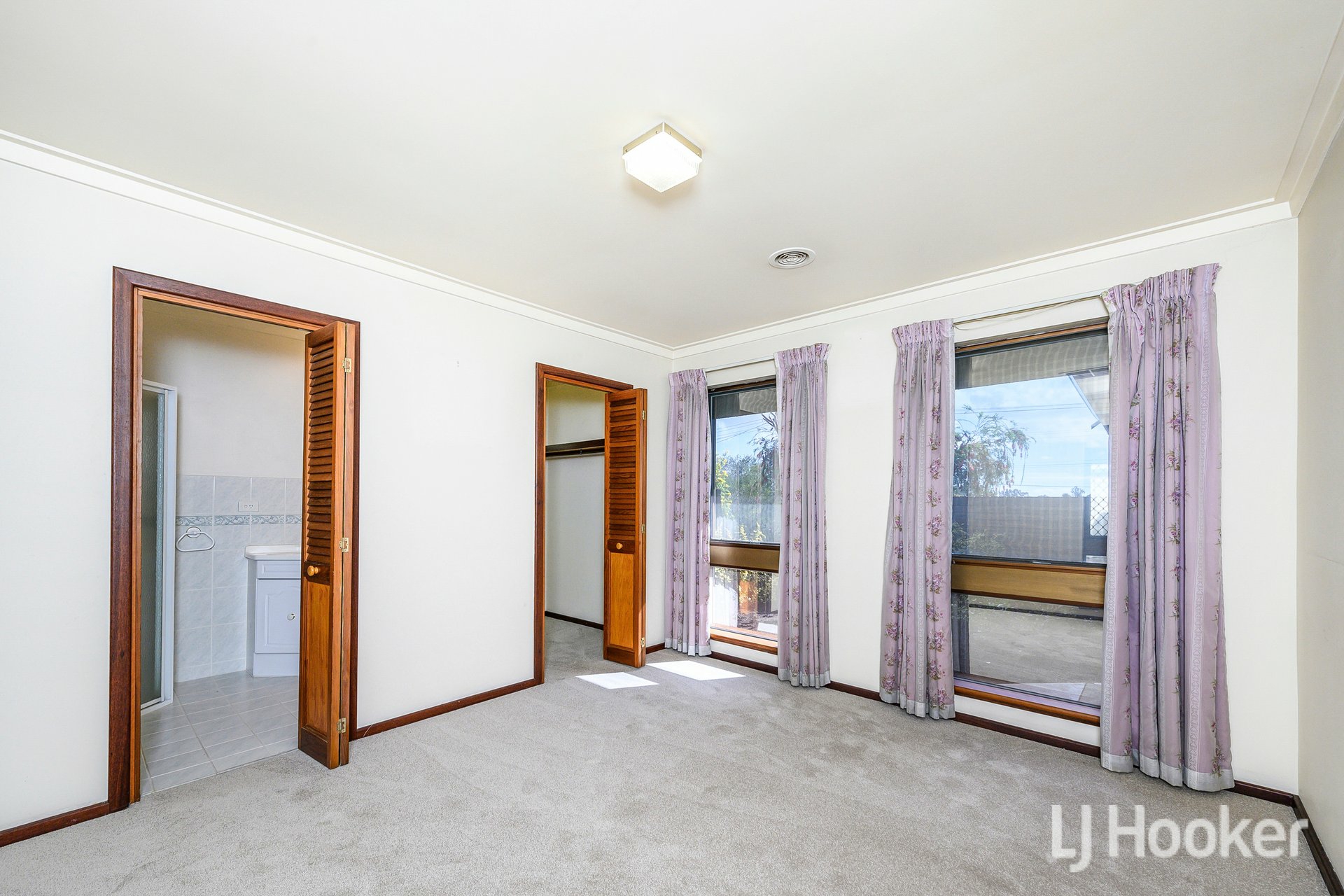 248 Vahland Avenue — photo 10 of 24