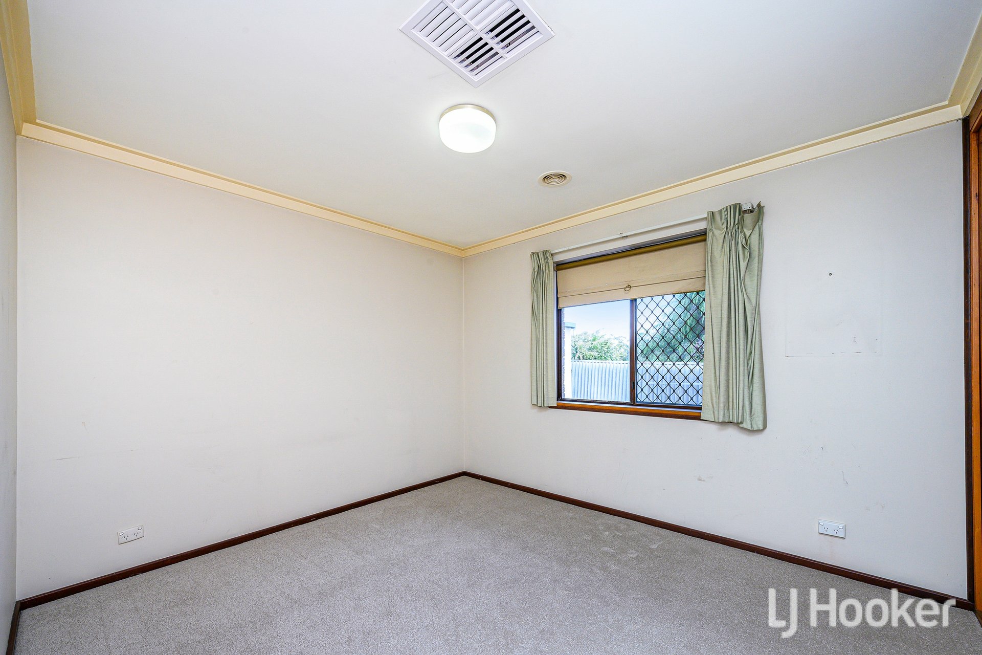248 Vahland Avenue — photo 14 of 24