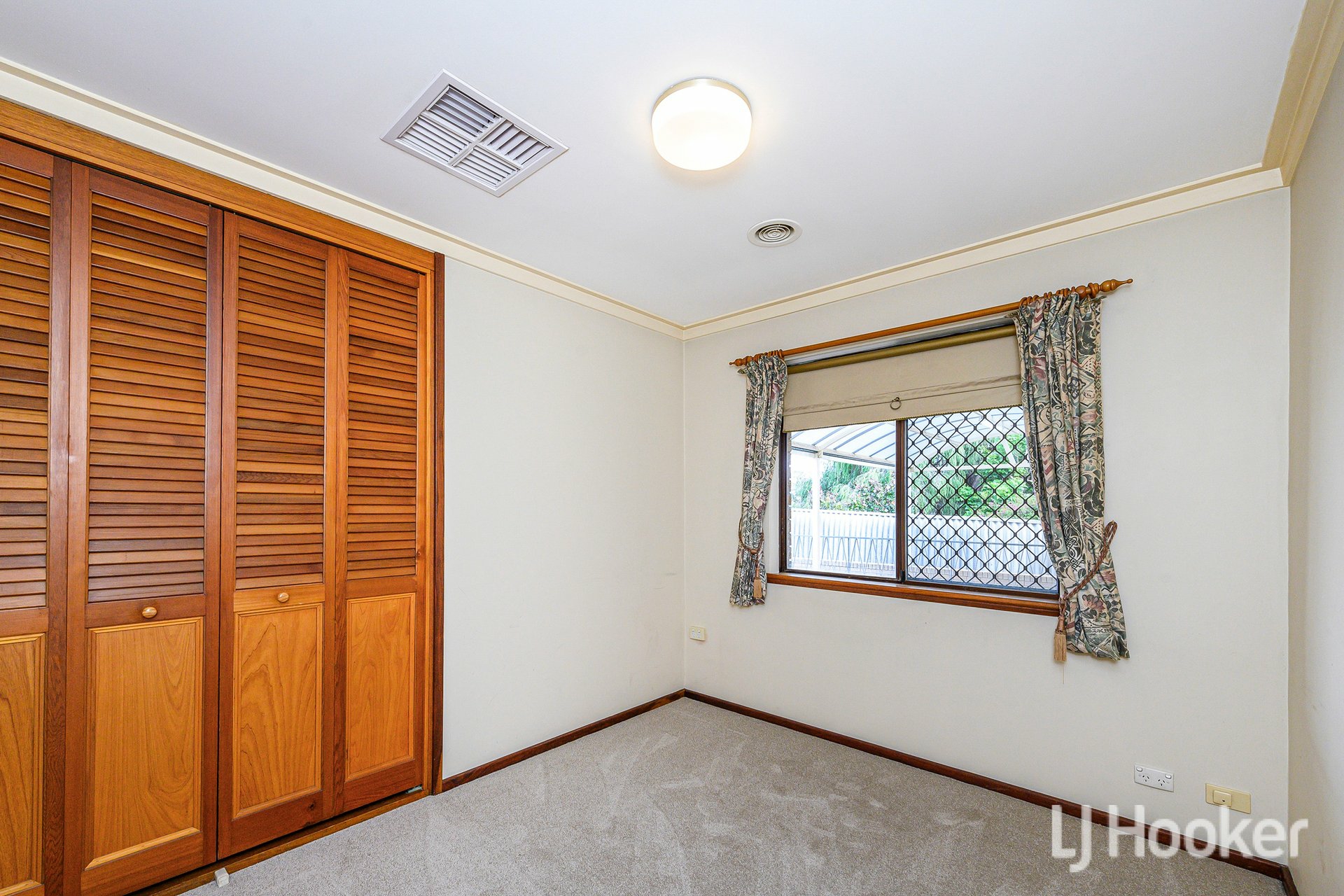 248 Vahland Avenue — photo 16 of 24