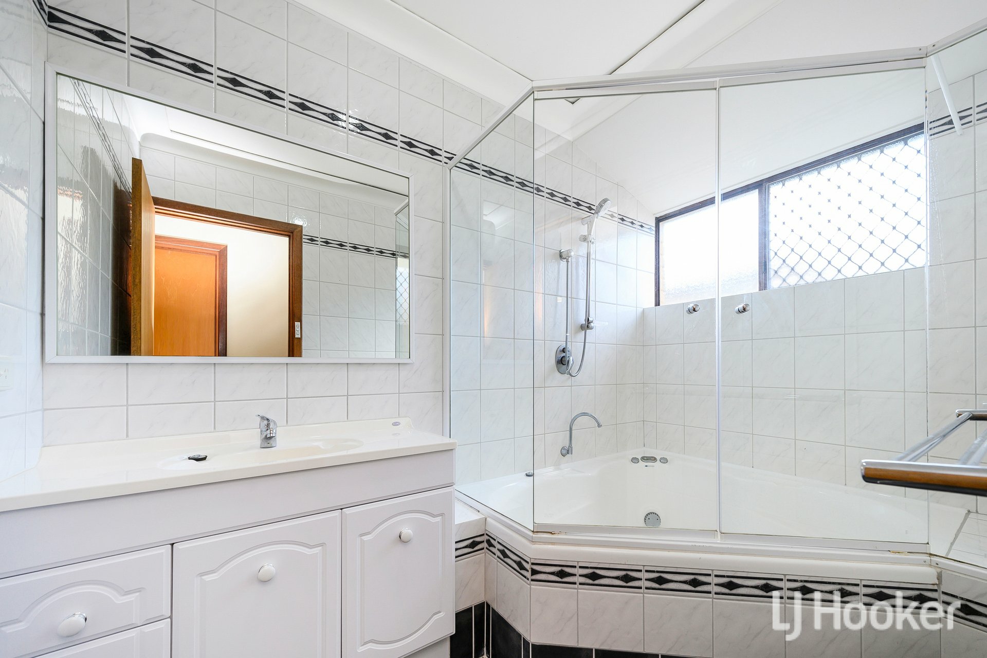 248 Vahland Avenue — photo 17 of 24