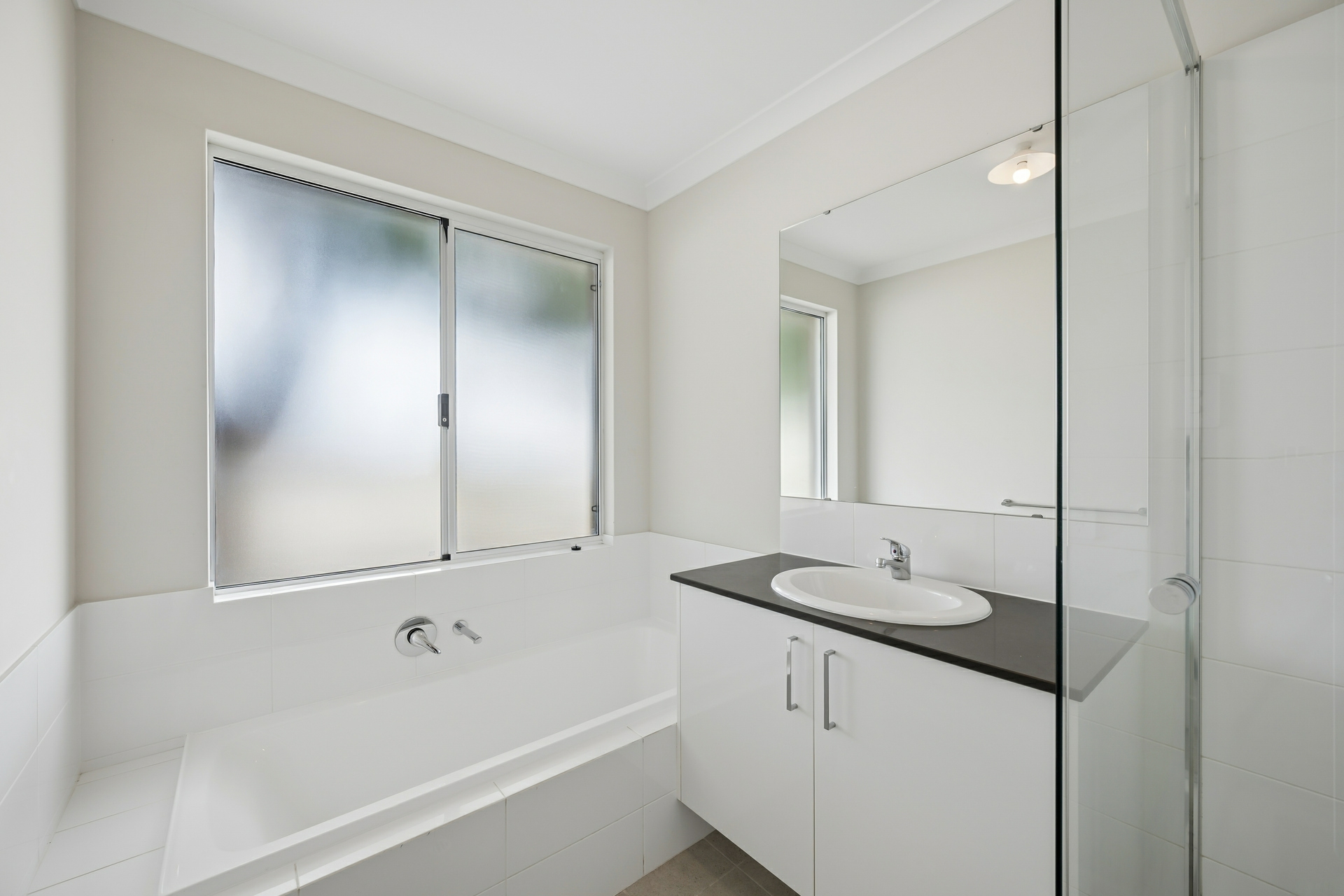 39B Martindale Avenue — photo 13 of 15