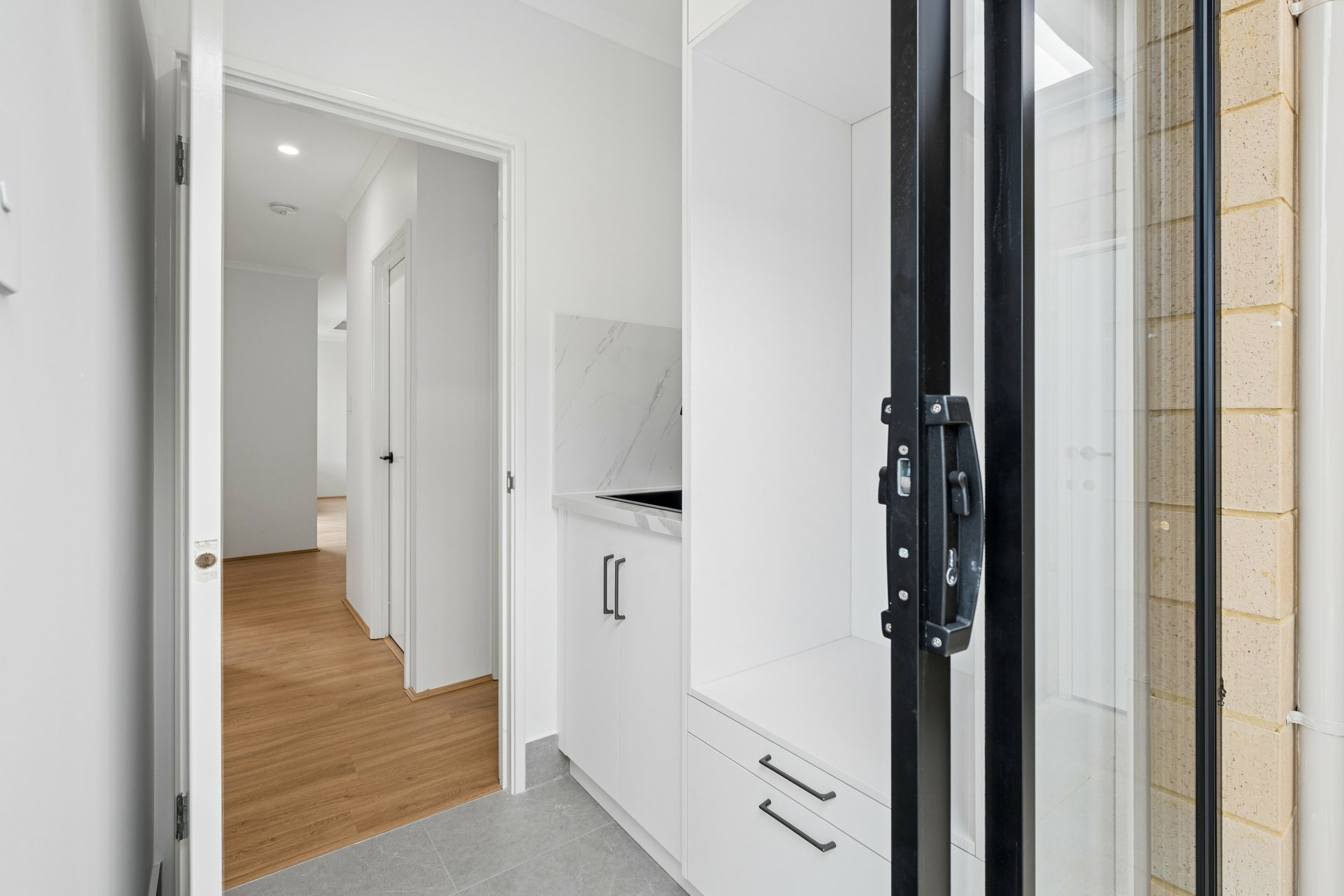 11/321 Railway Avenue — photo 13 of 15
