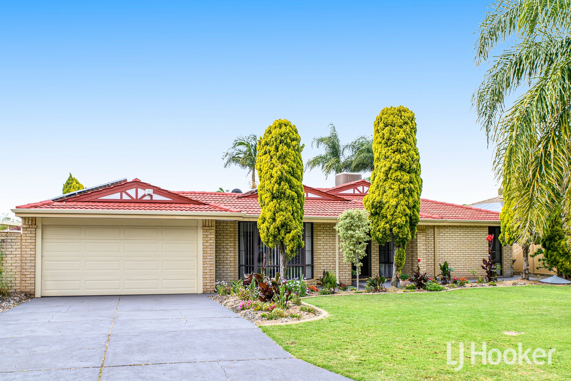 31 Knightsbridge Way — photo from LJ Hooker Thornlie | Canning Vale