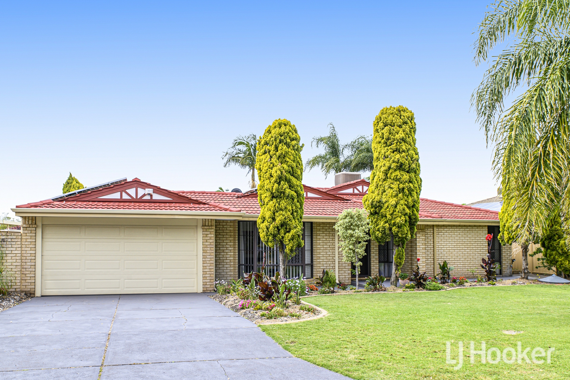31 Knightsbridge Way — photo from LJ Hooker Thornlie | Canning Vale