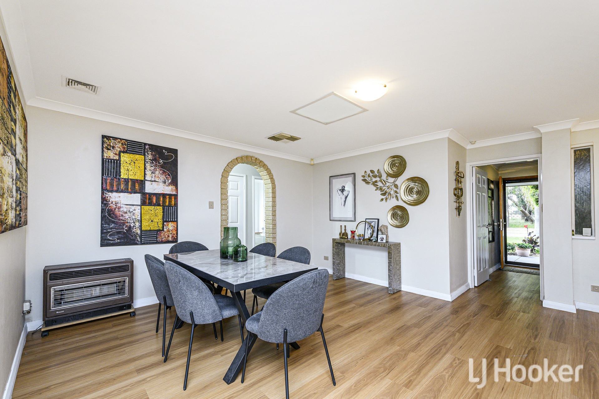 31 Knightsbridge Way — photo 8 of 30