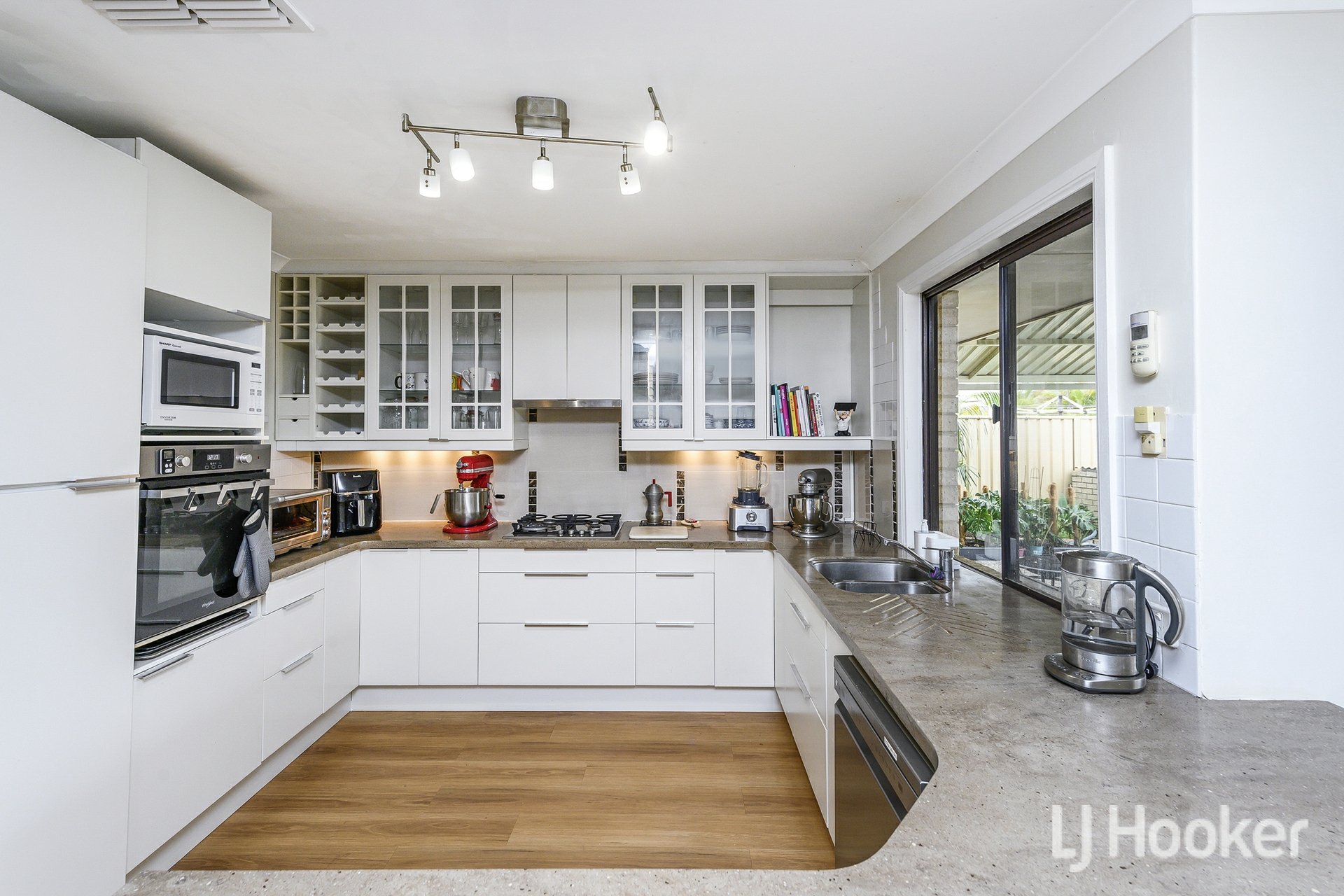 31 Knightsbridge Way — photo 13 of 30