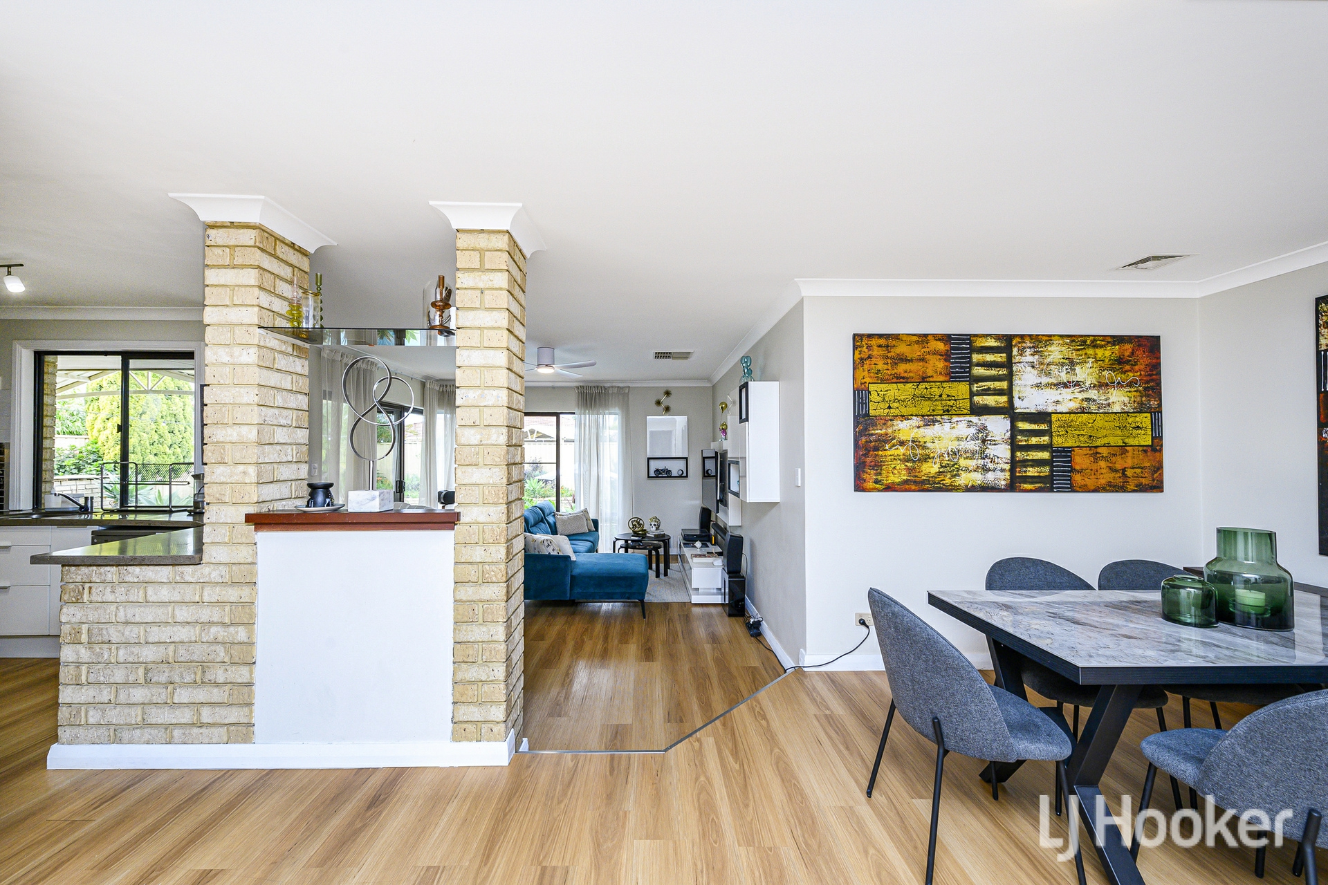 31 Knightsbridge Way — photo 15 of 30