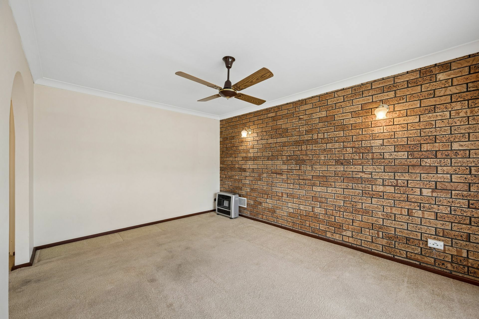 49B Gaskin Road — photo 4 of 23