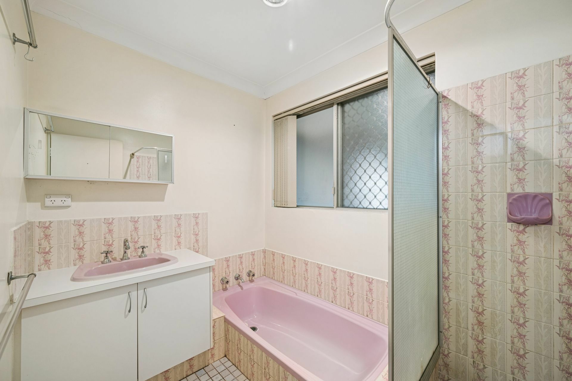 49B Gaskin Road — photo 15 of 23