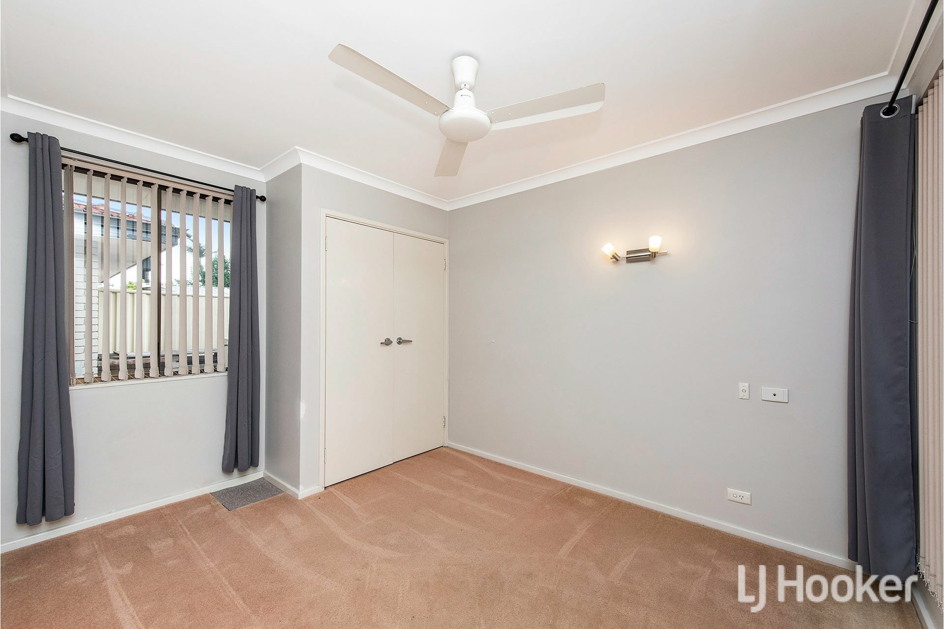 18 Camden Court — photo 8 of 28