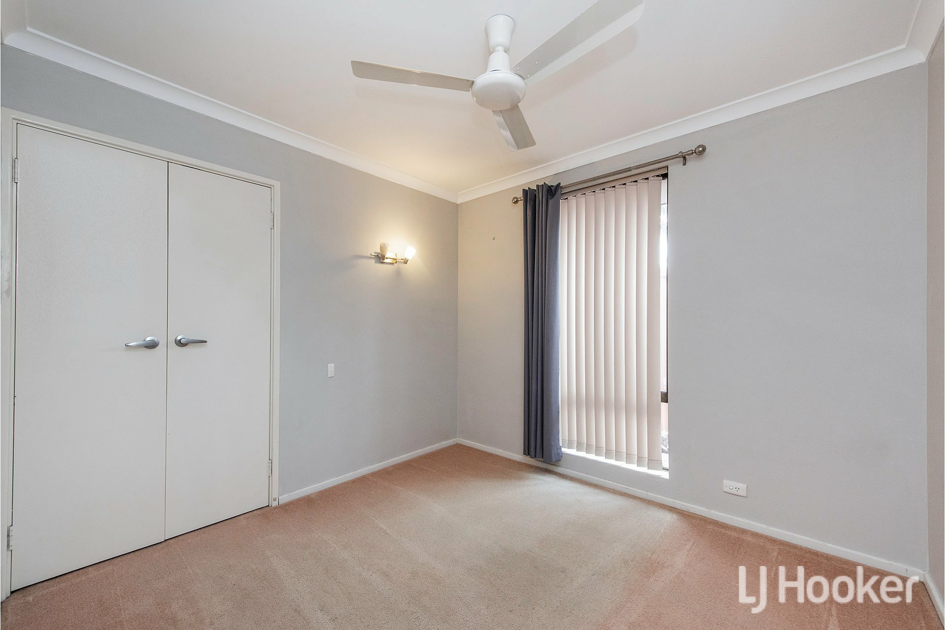 18 Camden Court — photo 10 of 28