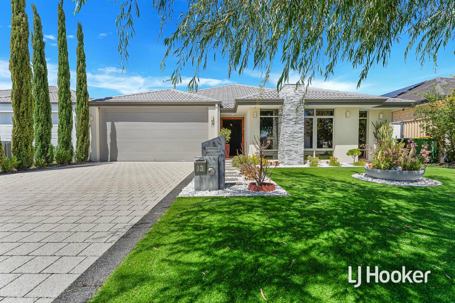 13 Ramorine Turn — photo from LJ Hooker Thornlie | Canning Vale