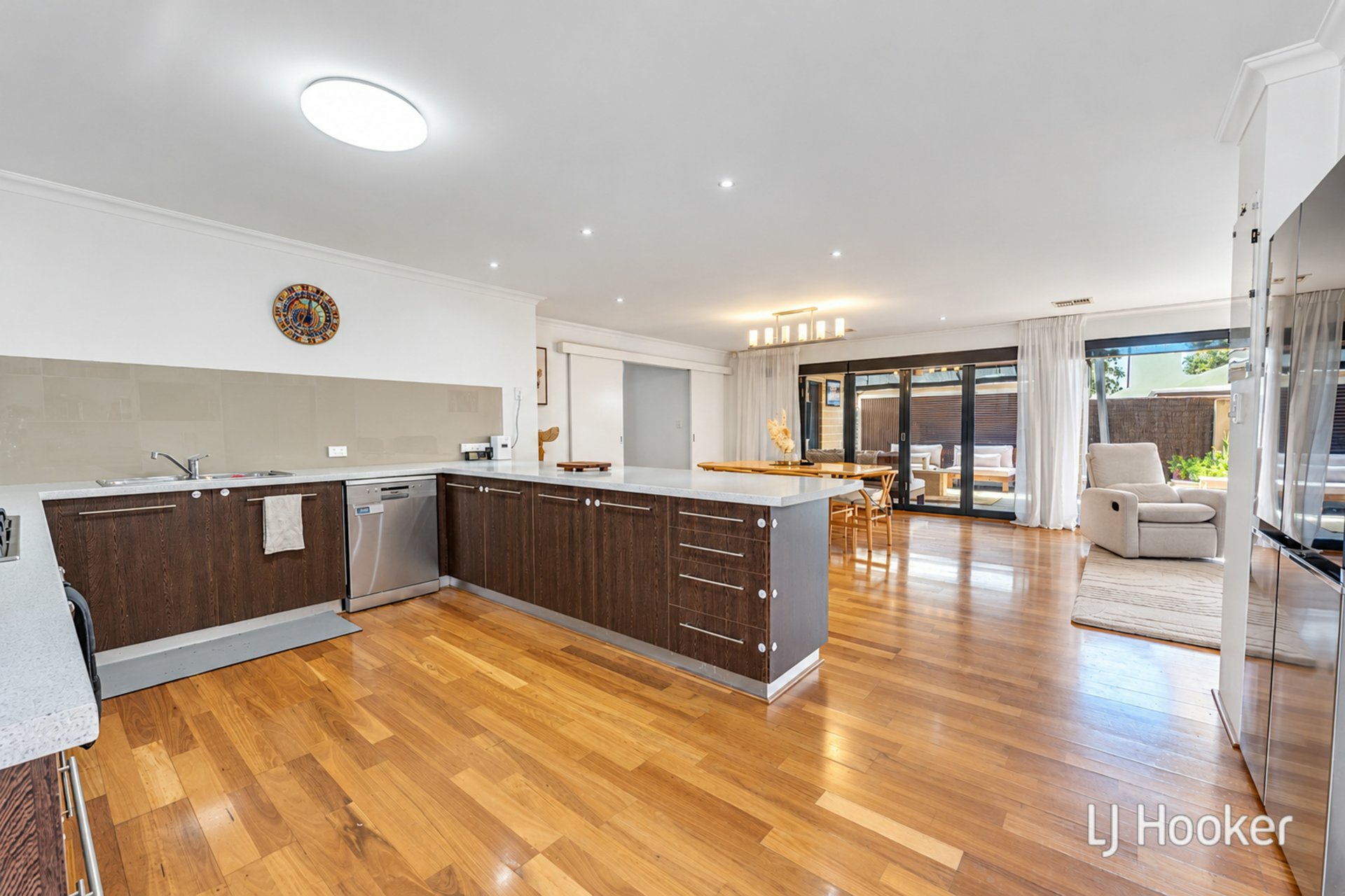 5 Alaska Crescent — photo 10 of 23