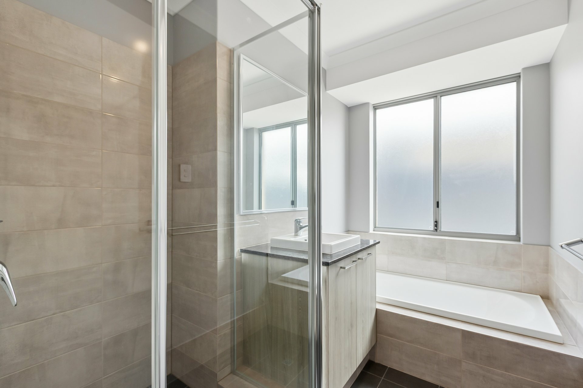 24 Terrigal Street — photo 7 of 17