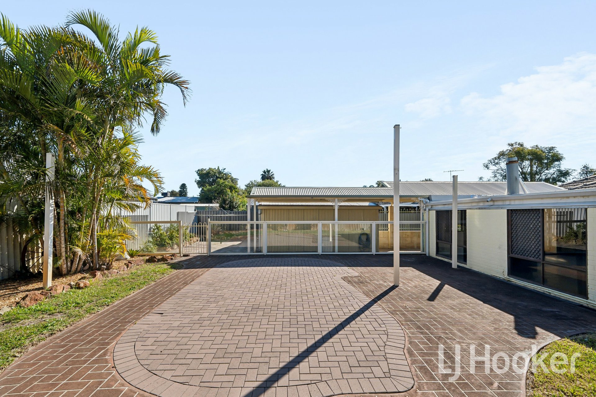 8 Norbury Way — photo 22 of 25