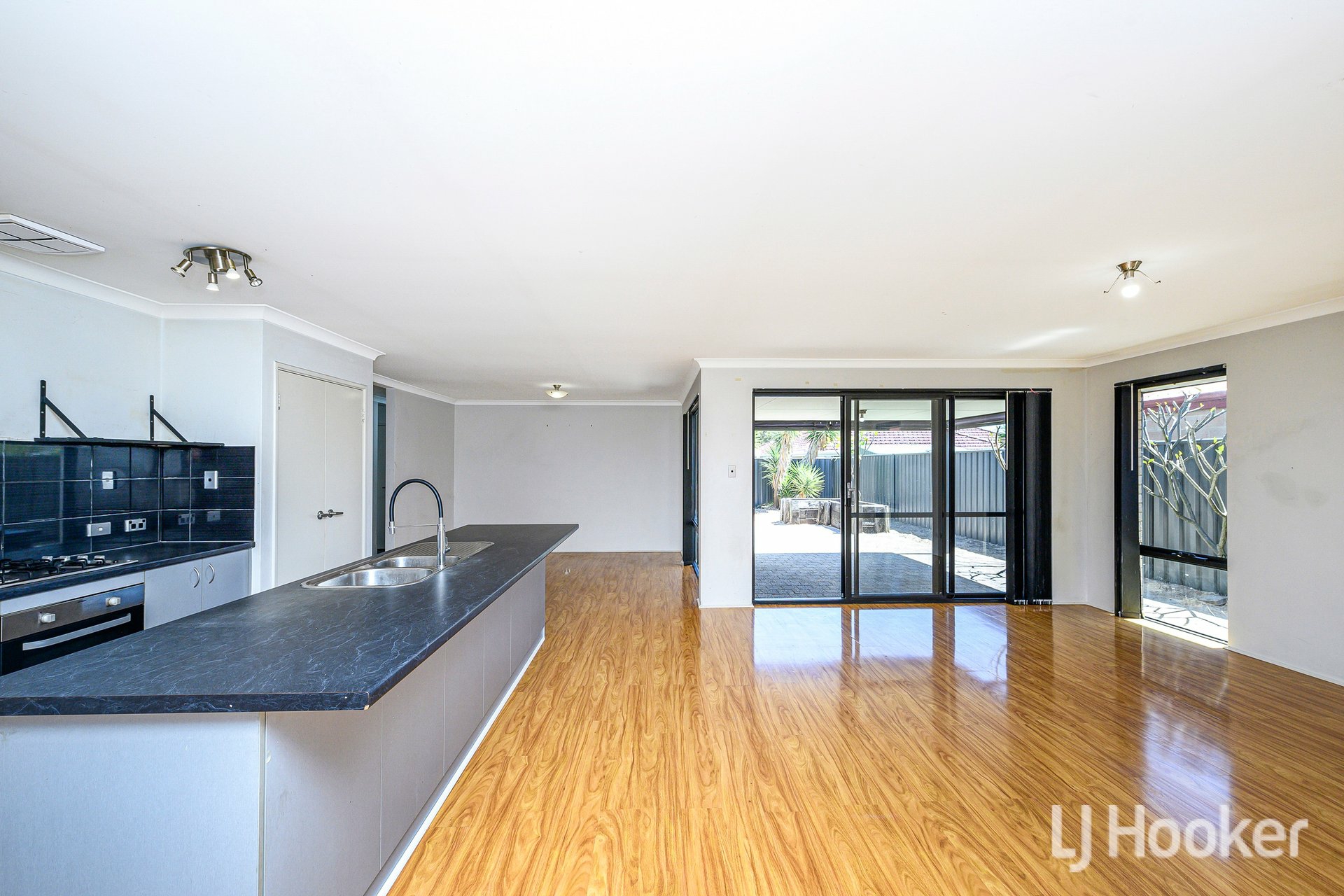 10 Beukers Way — photo 6 of 30