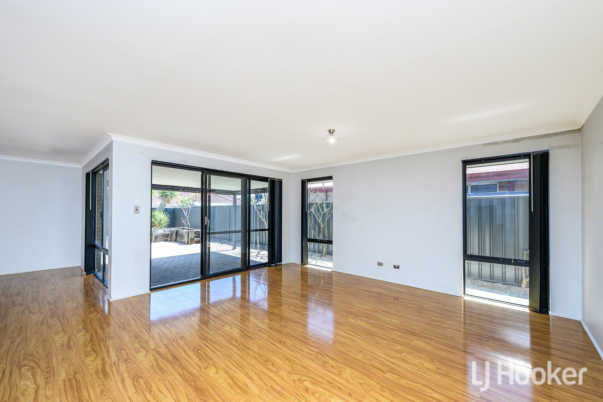 10 Beukers Way — photo 8 of 30