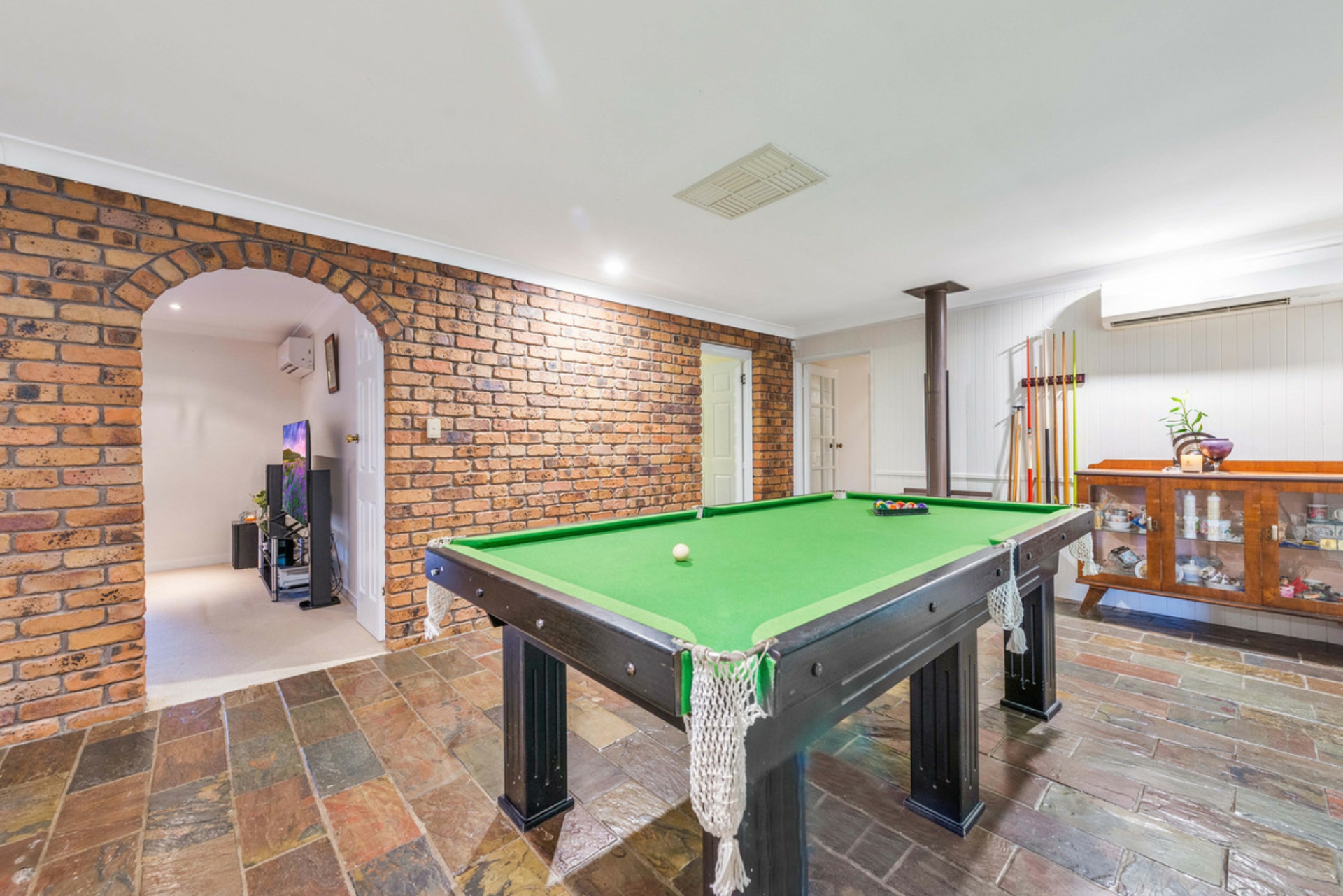 18 Vaughan Drive, ORMEAU