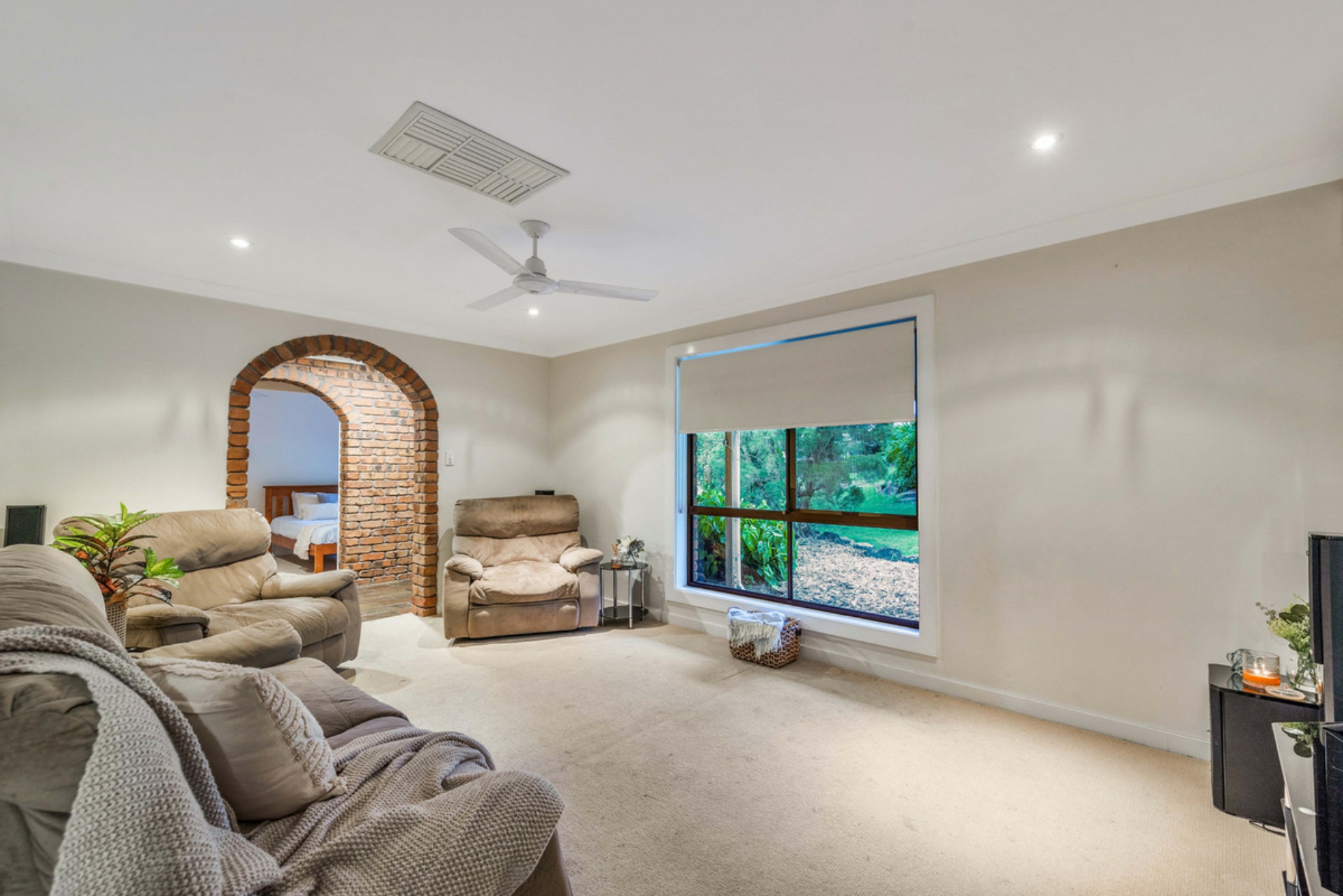 18 Vaughan Drive, ORMEAU