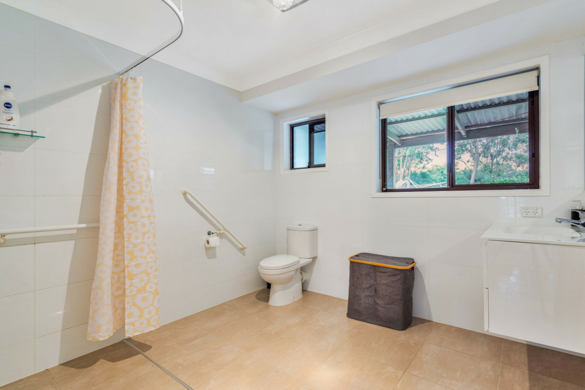 18 Vaughan Drive, ORMEAU