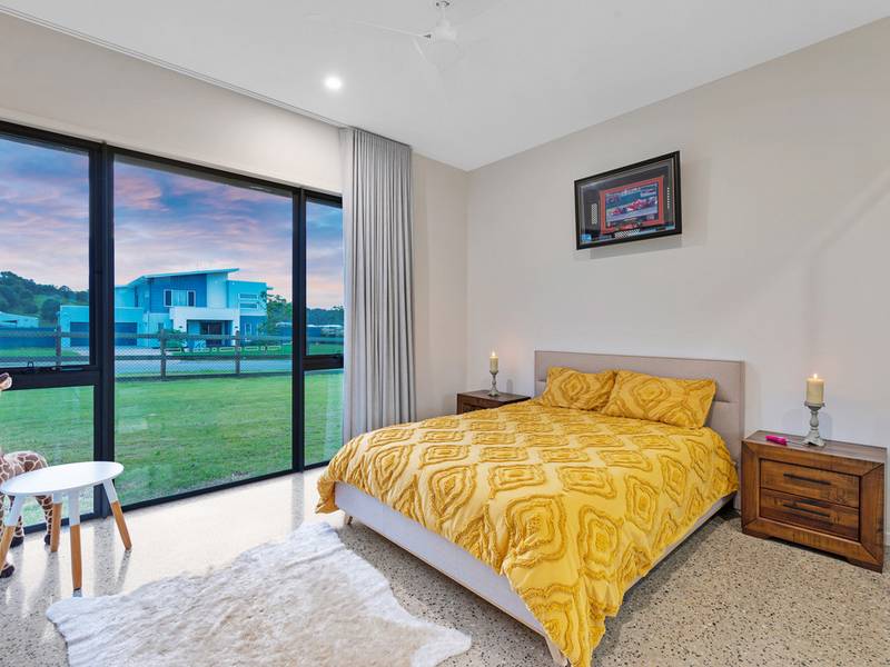 42 Montego Hills Drive, KINGSHOLME