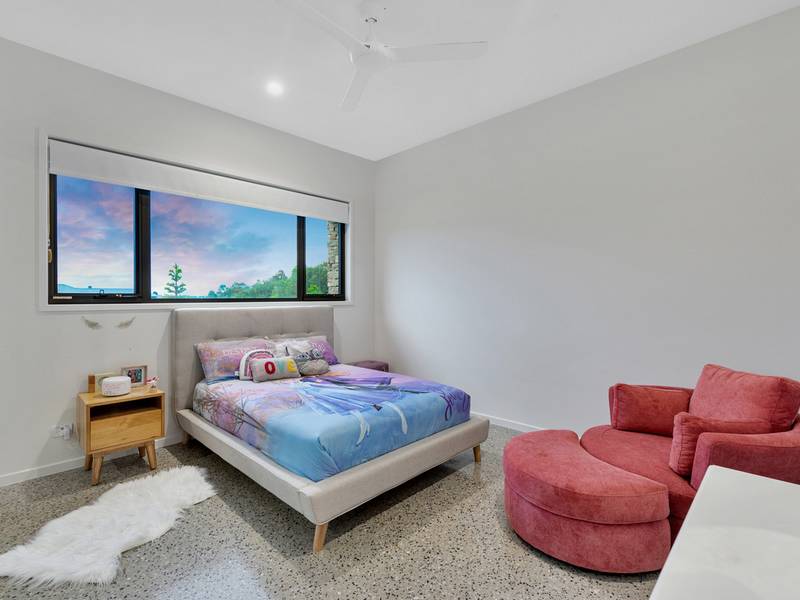 42 Montego Hills Drive, KINGSHOLME