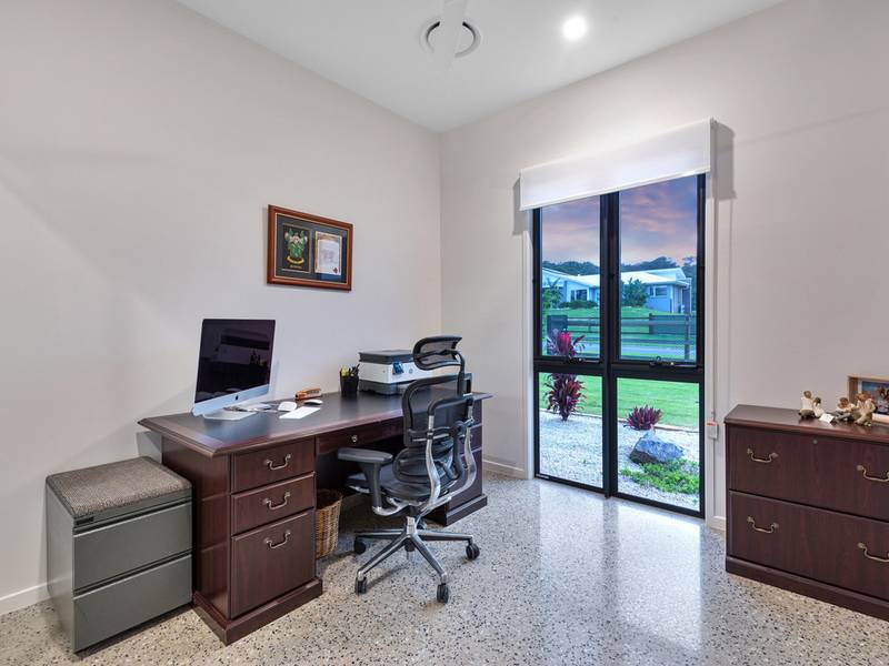 42 Montego Hills Drive, KINGSHOLME
