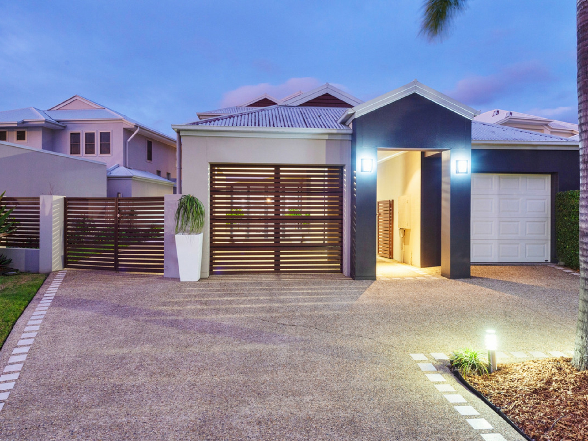 24 Brindabella Close, COOMERA WATERS