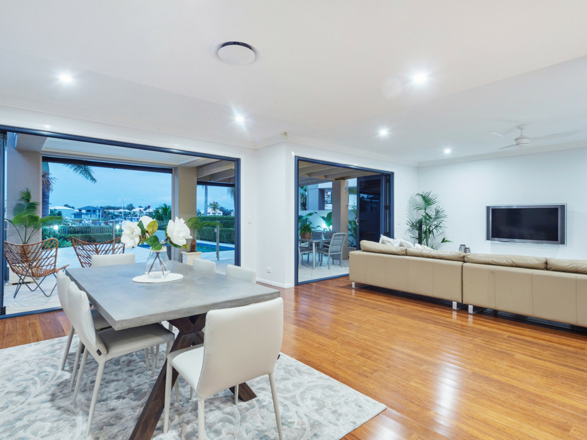 24 Brindabella Close, COOMERA WATERS