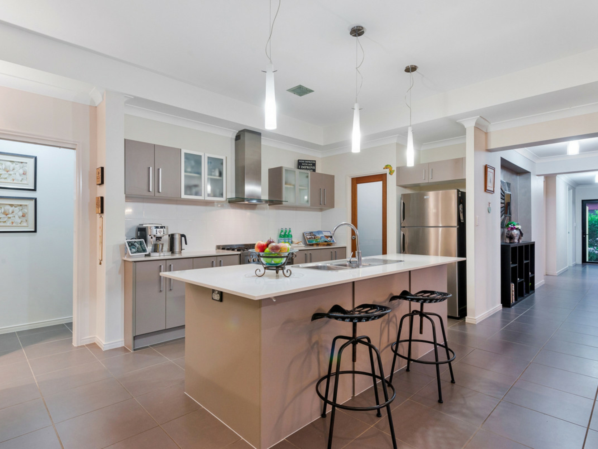57 Sir Charles Holm Drive, ORMEAU HILLS