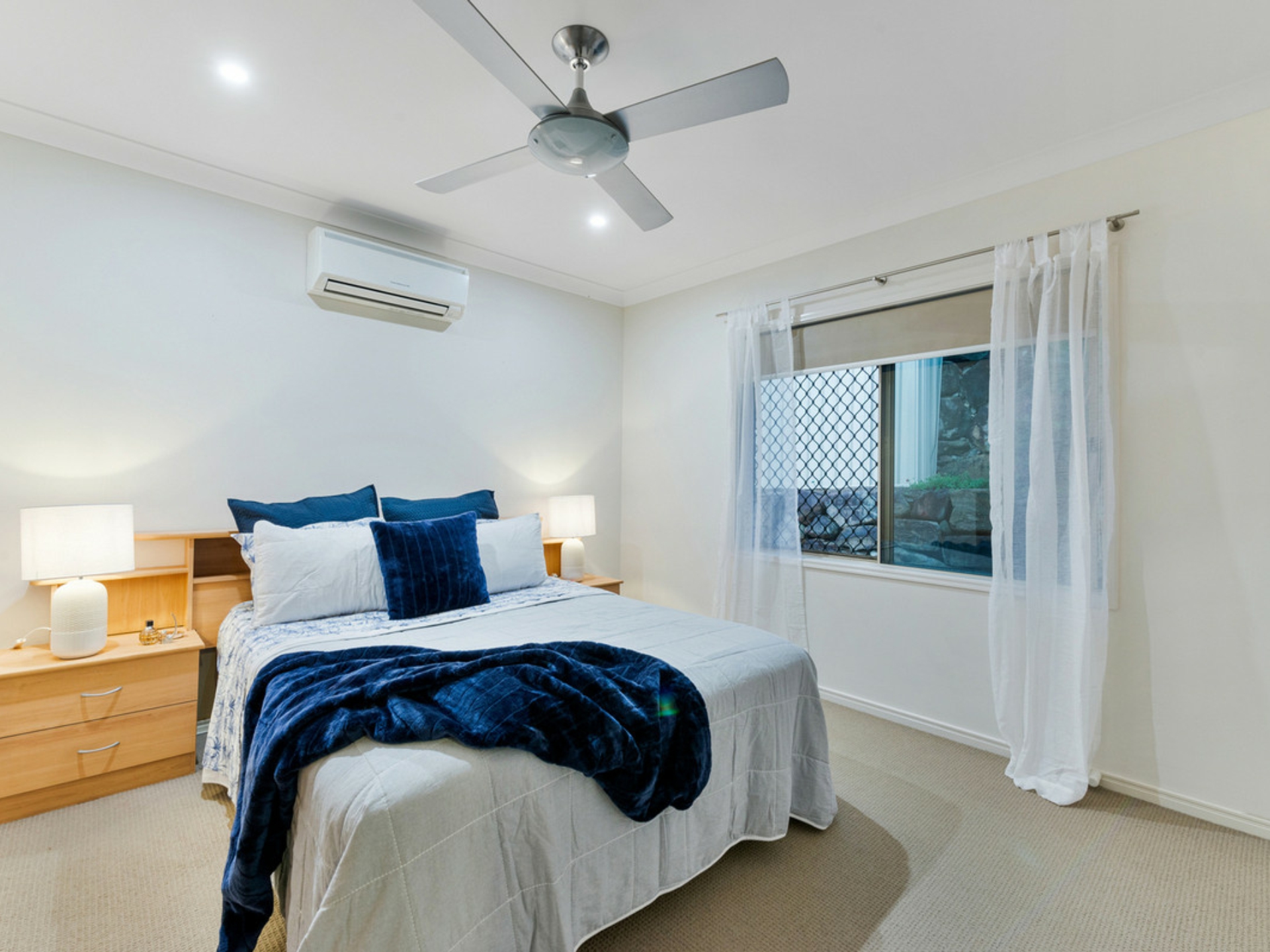 57 Sir Charles Holm Drive, ORMEAU HILLS