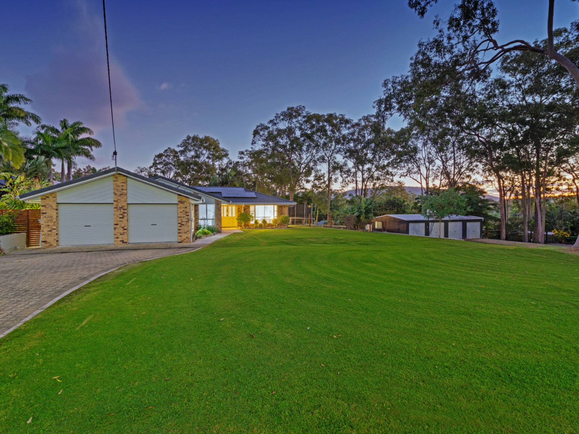 3 Phipps Place, ORMEAU