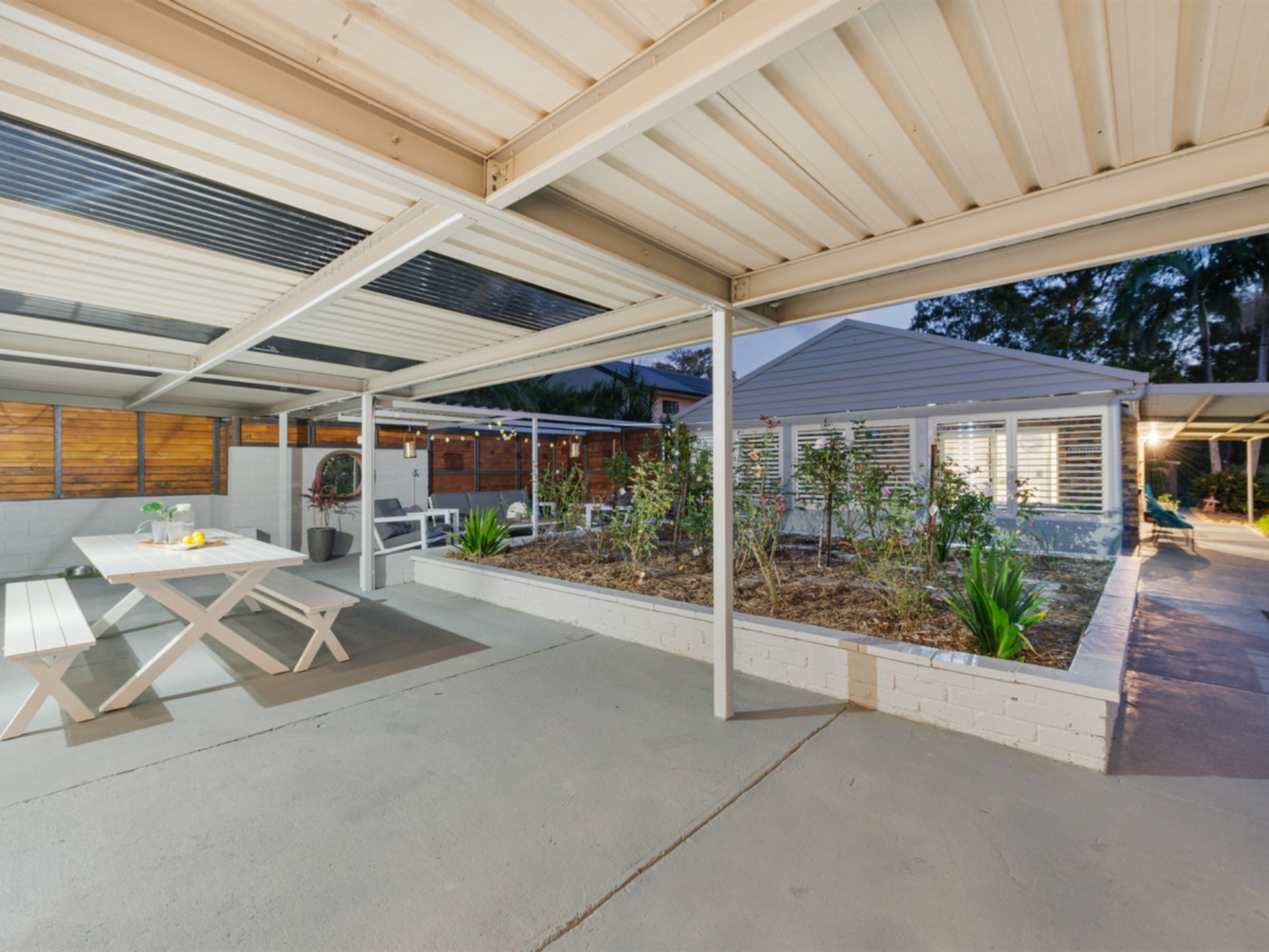 3 Phipps Place, ORMEAU